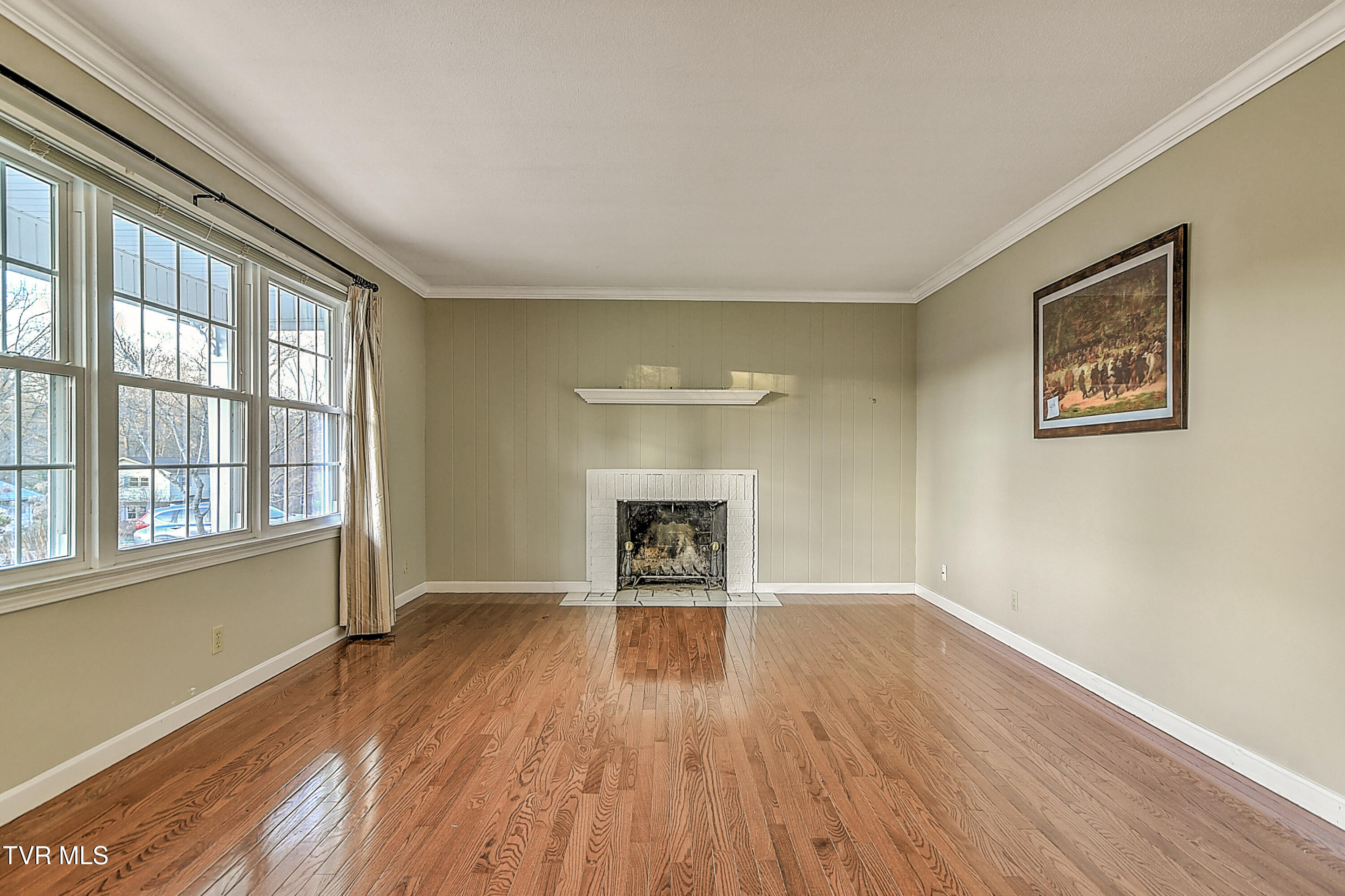 714 Montclair Drive Property Photo 8