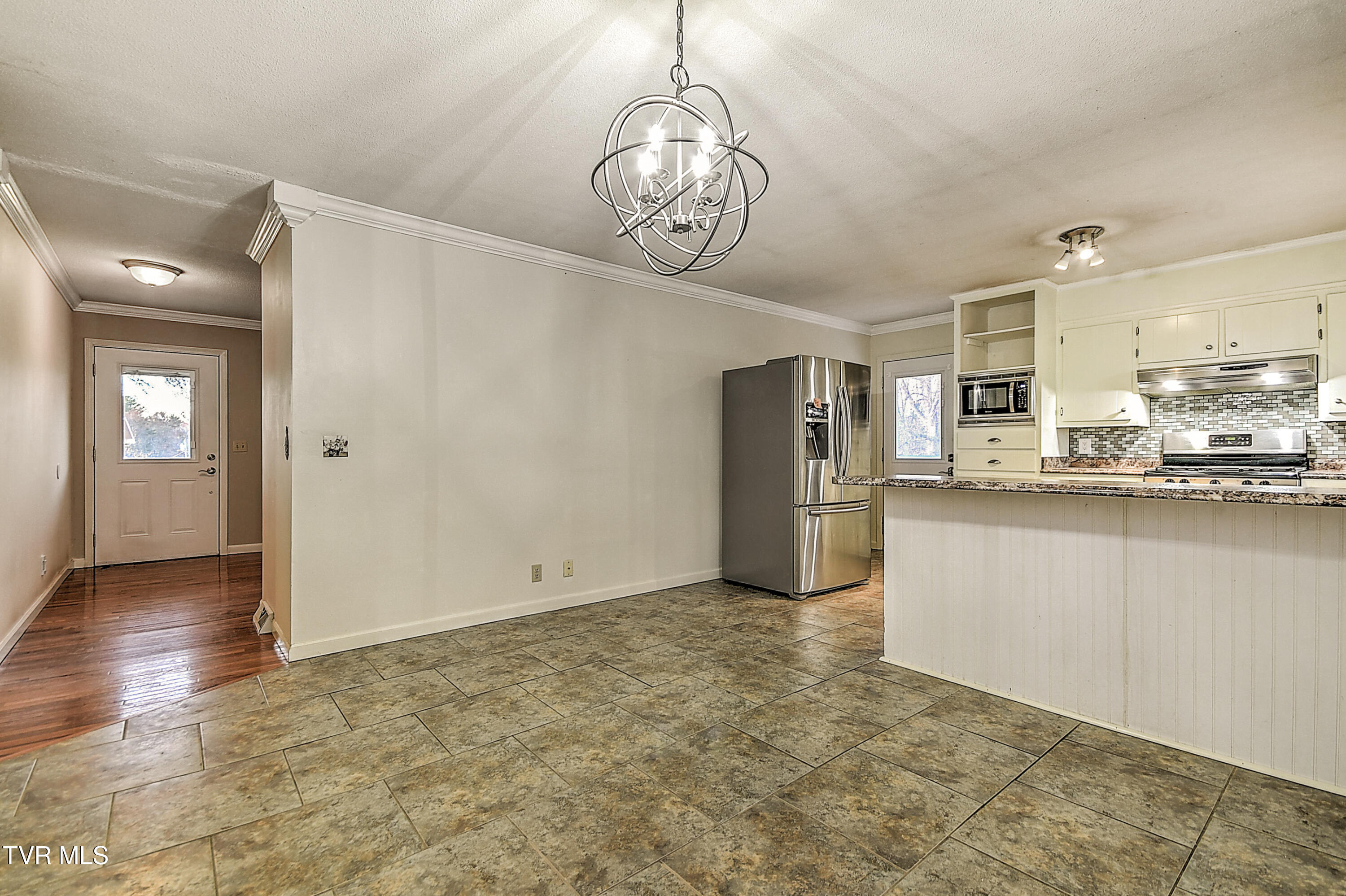 714 Montclair Drive Property Photo 15