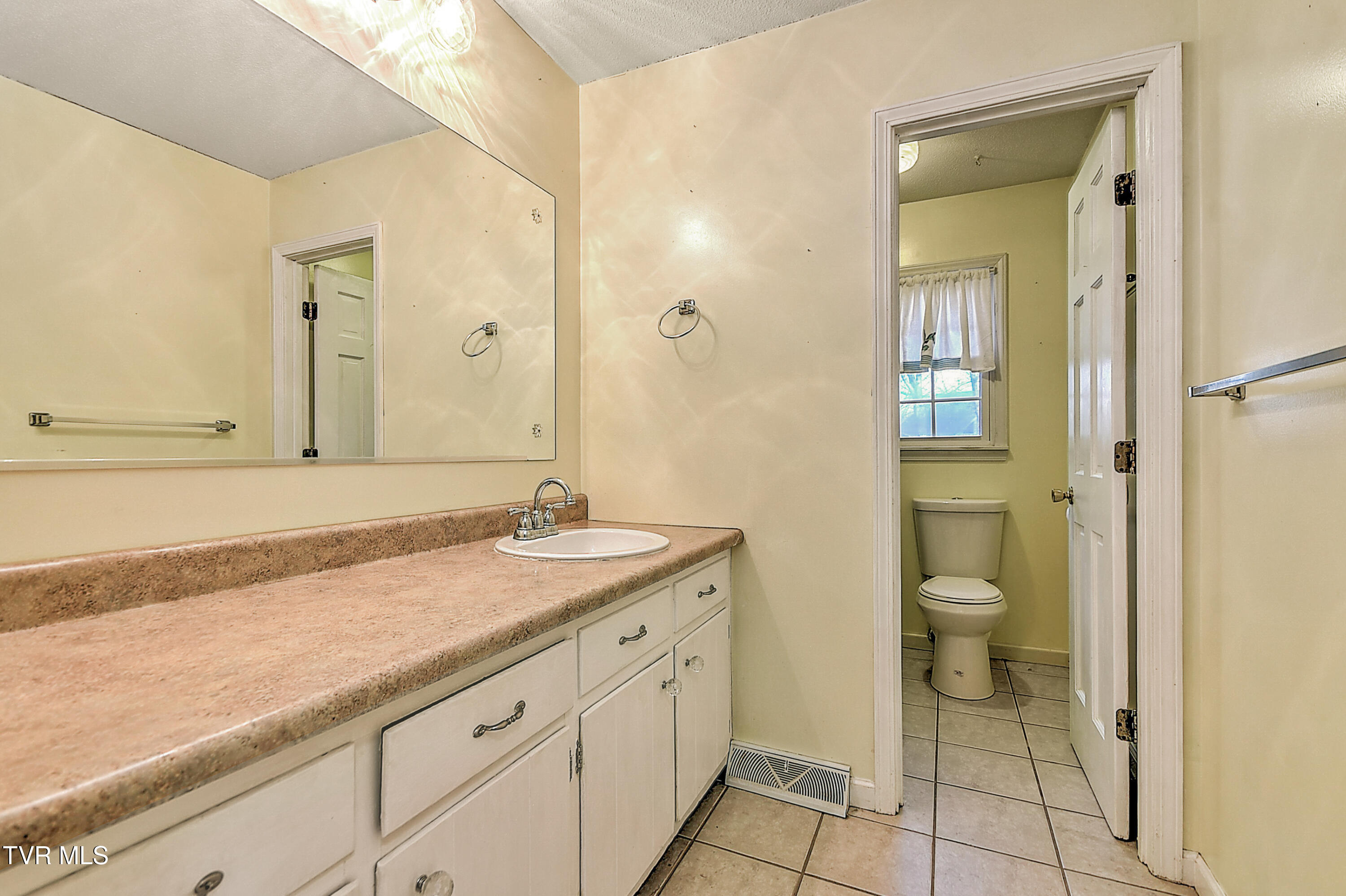 714 Montclair Drive Property Photo 26