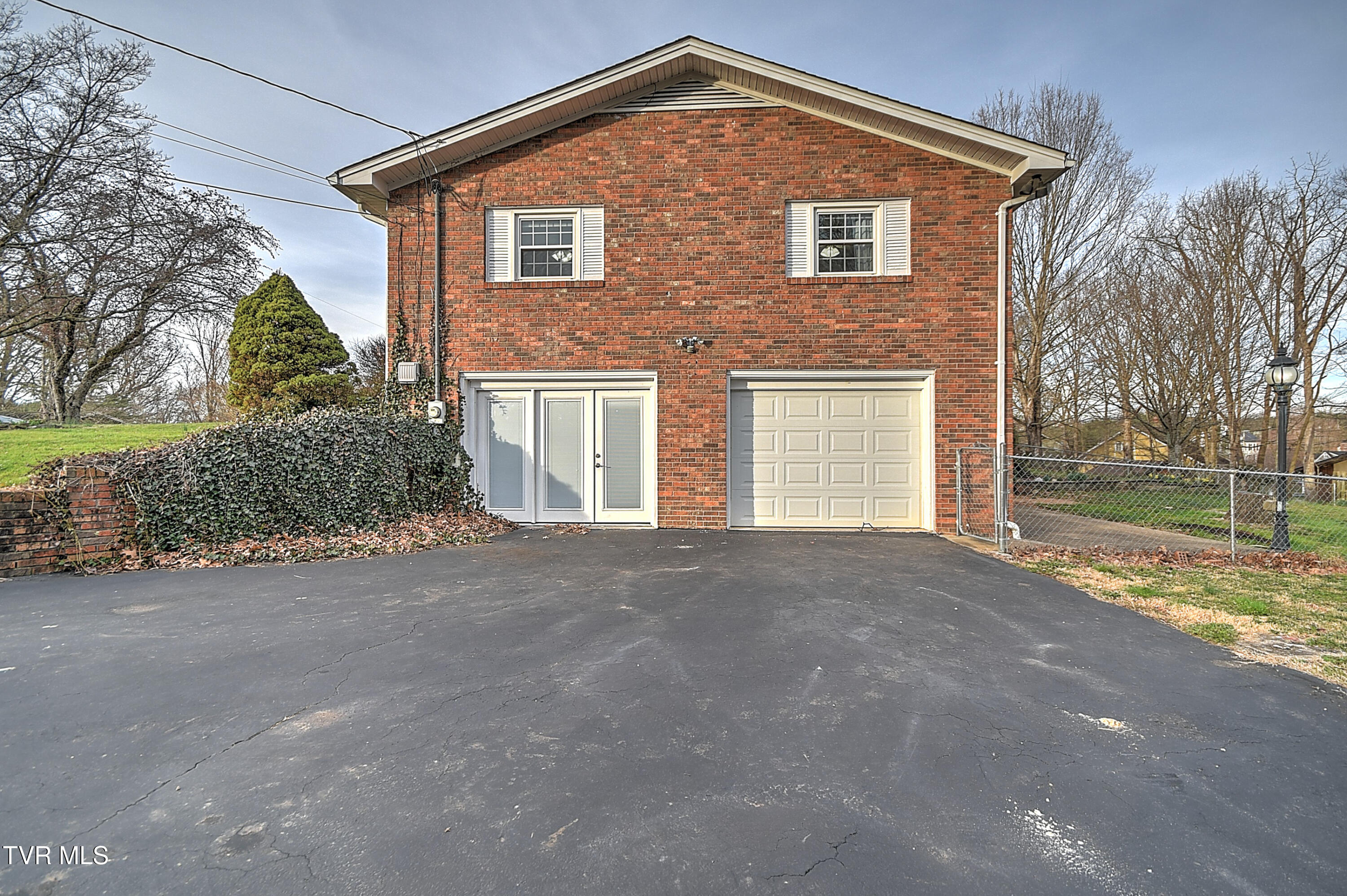 714 Montclair Drive Property Photo 61