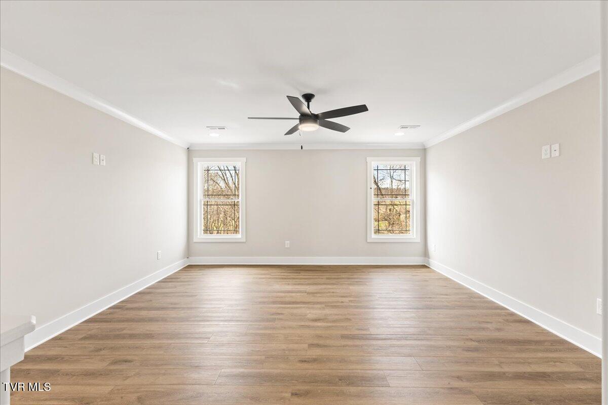 345 Azure Landing Property Photo 18