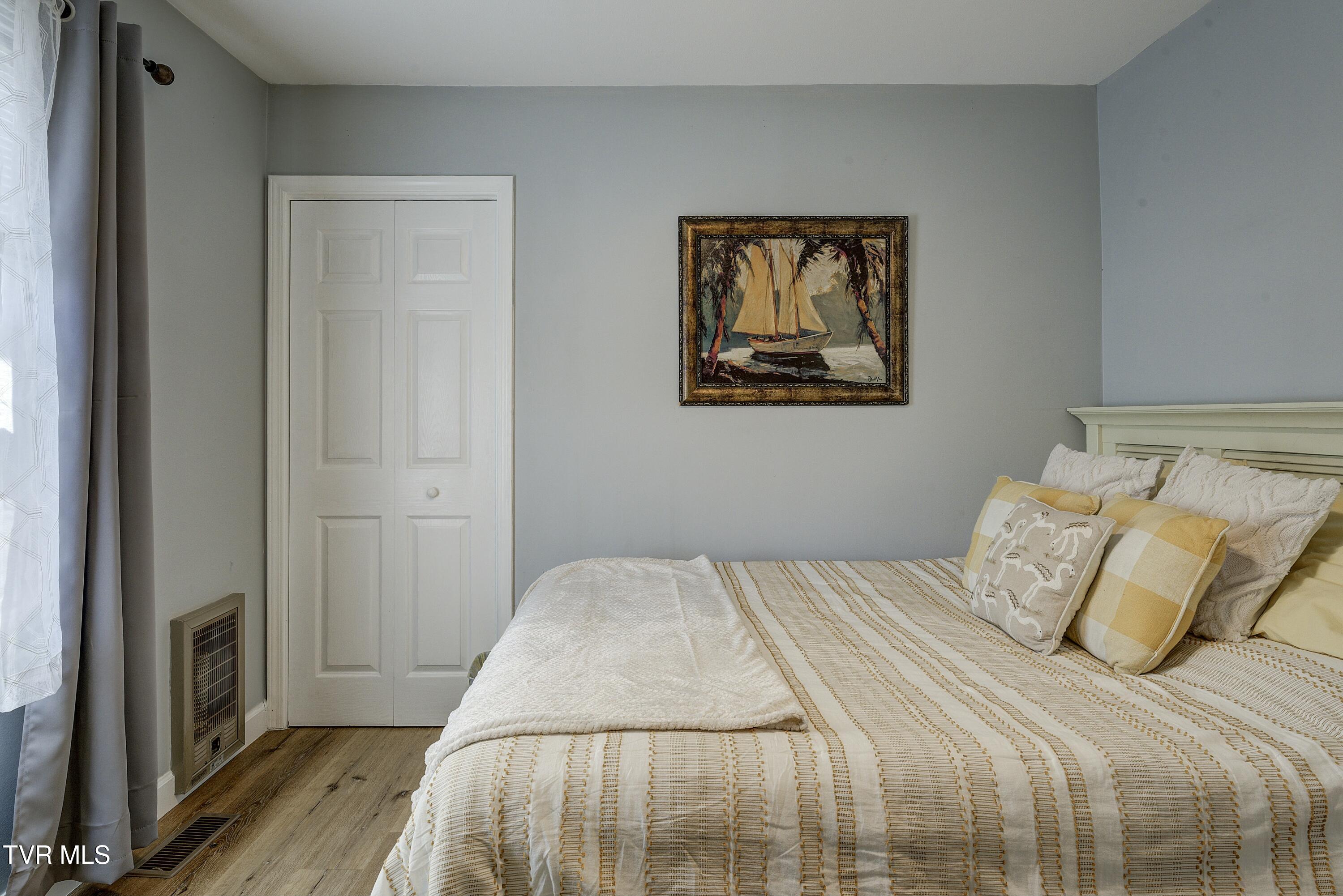 499 Twin Oaks Drive Property Photo 23
