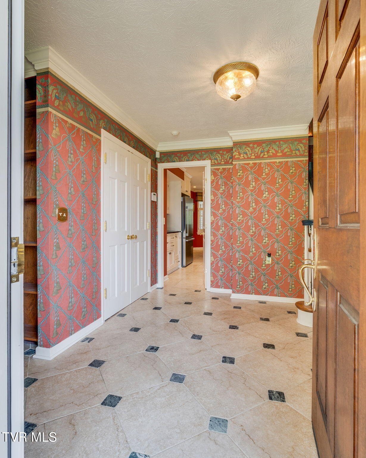 4113 Fox Lair Place Property Photo 6