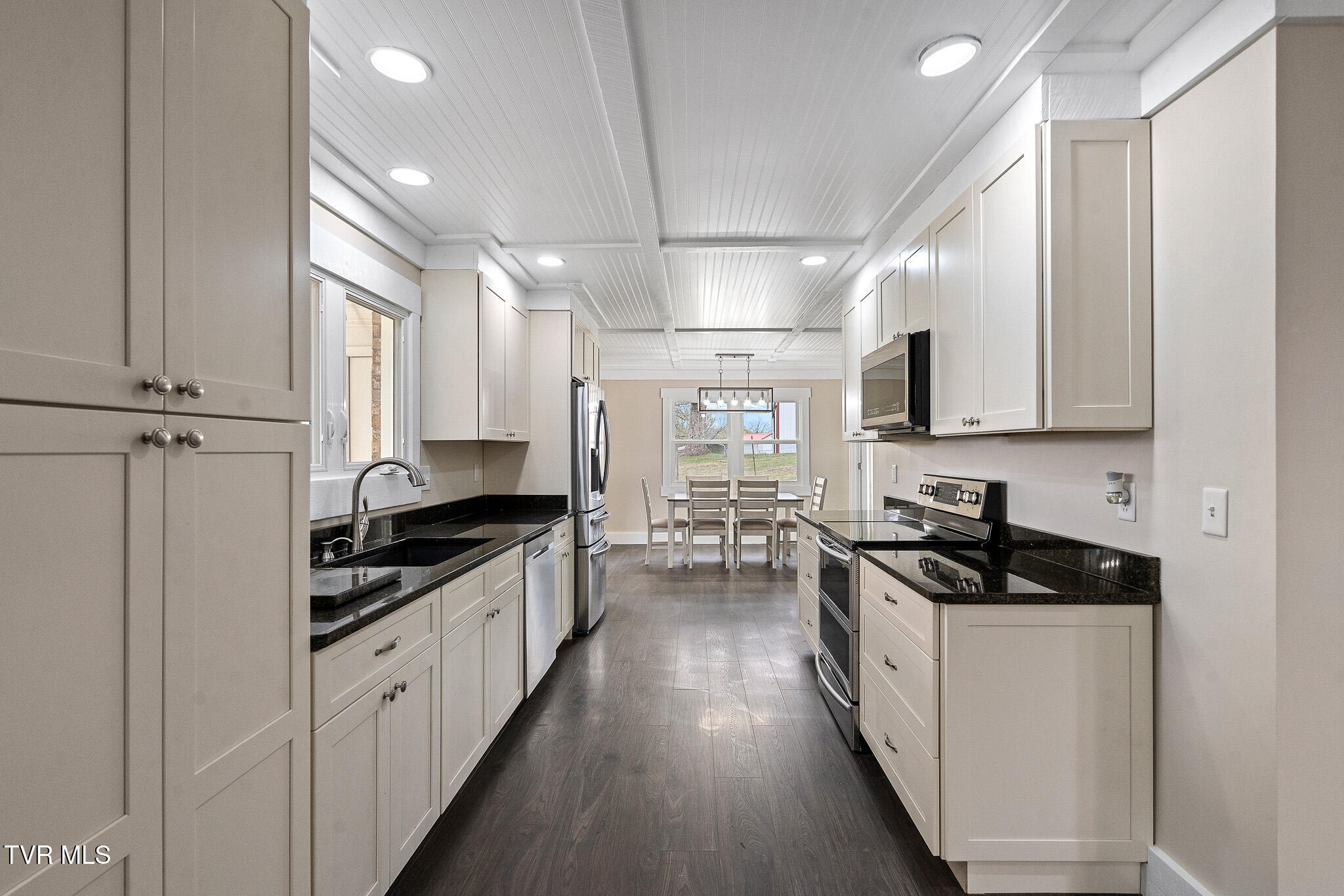 7335 Cedar Creek Road Property Photo 14