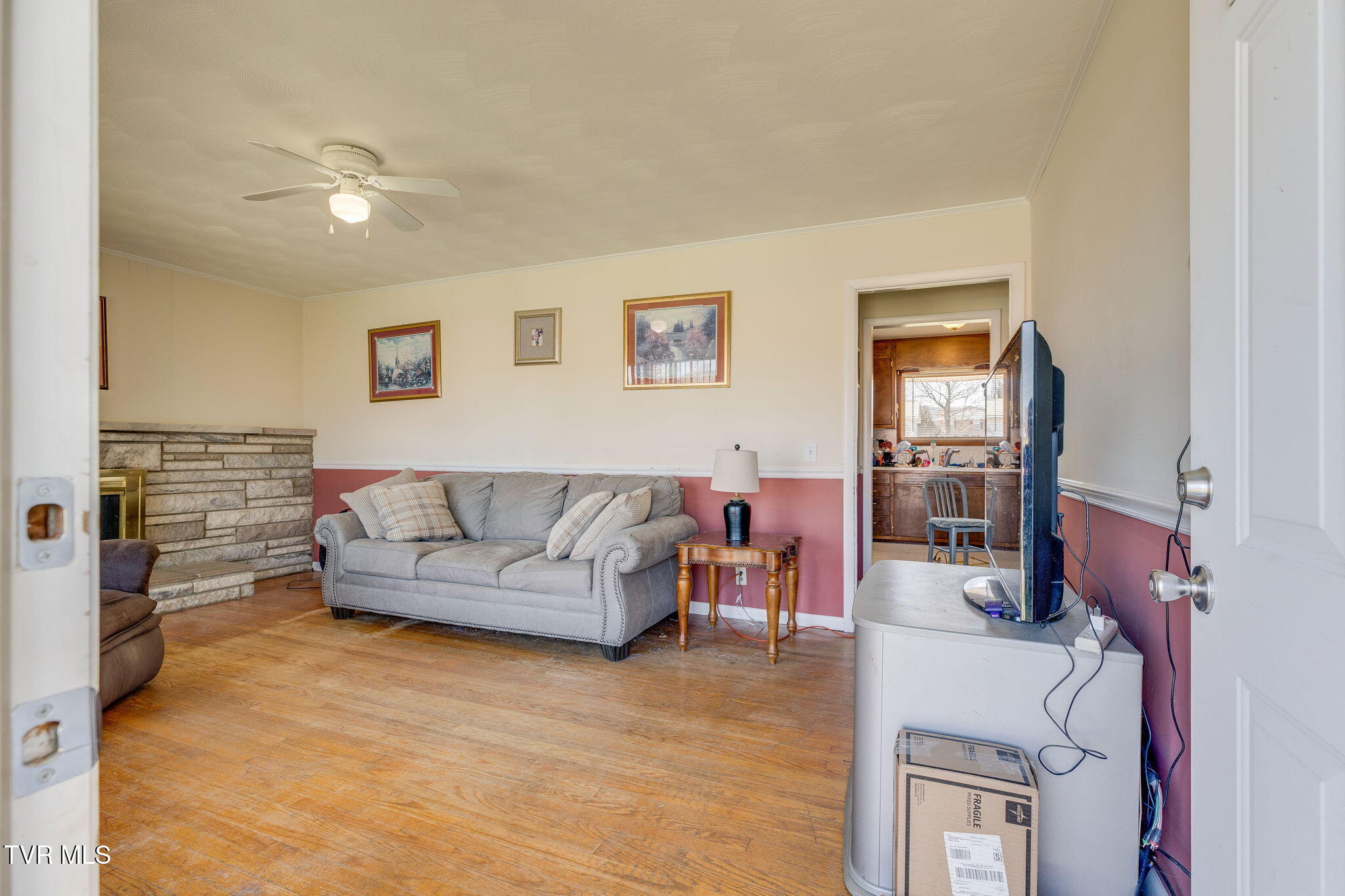 504 Wilson Street Property Photo 8