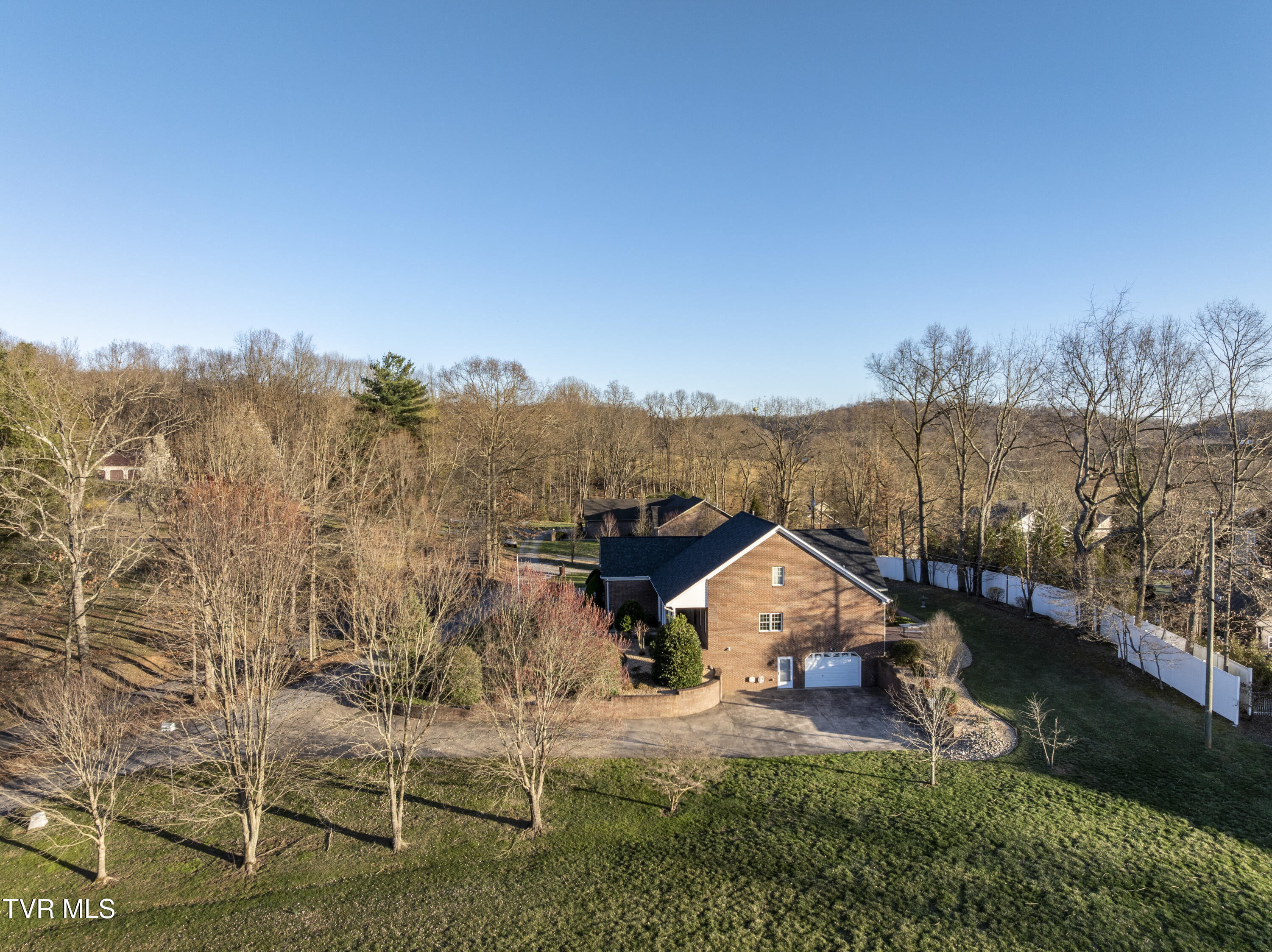 546 Morse Pvt Road Property Photo 3