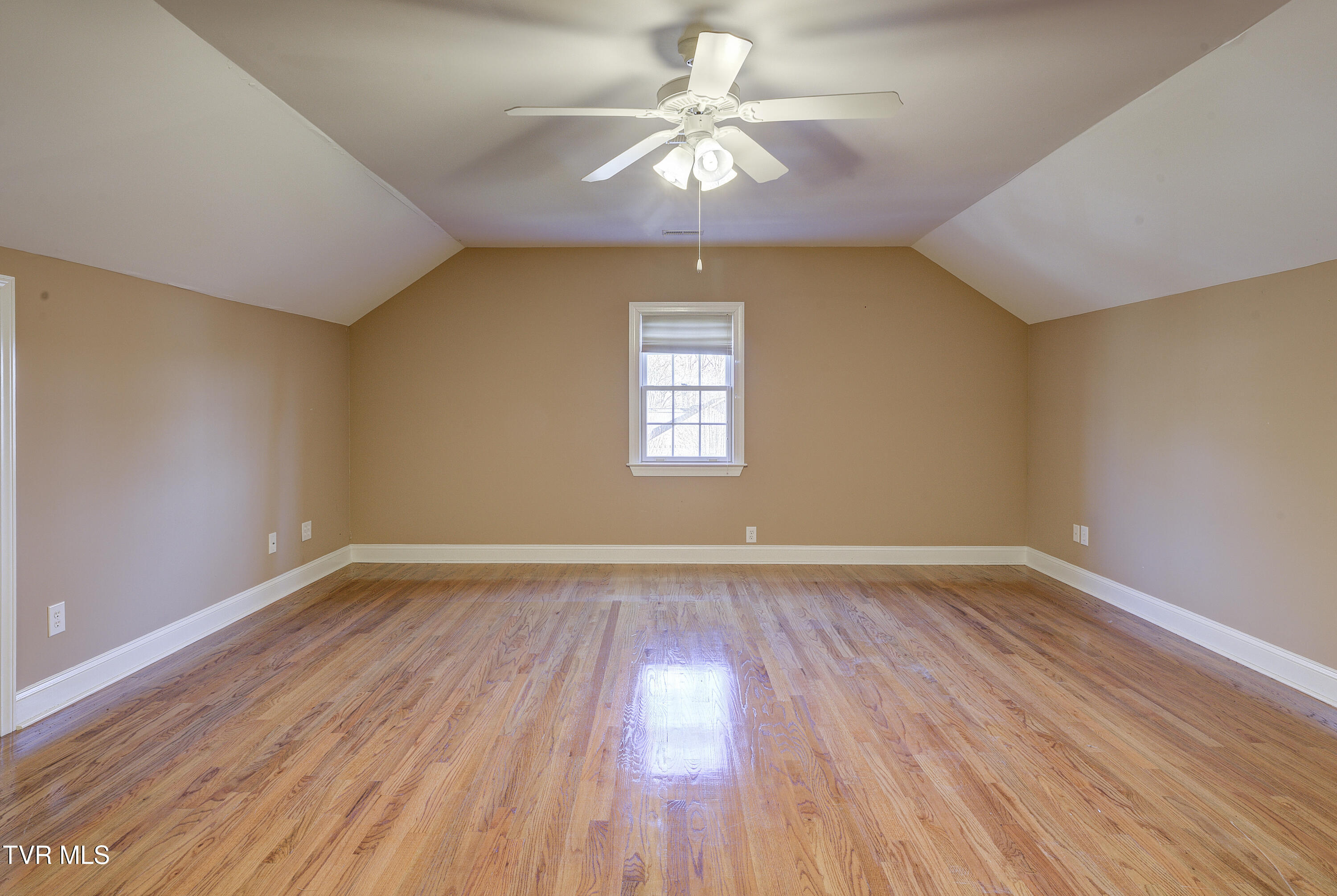 546 Morse Pvt Road Property Photo 7