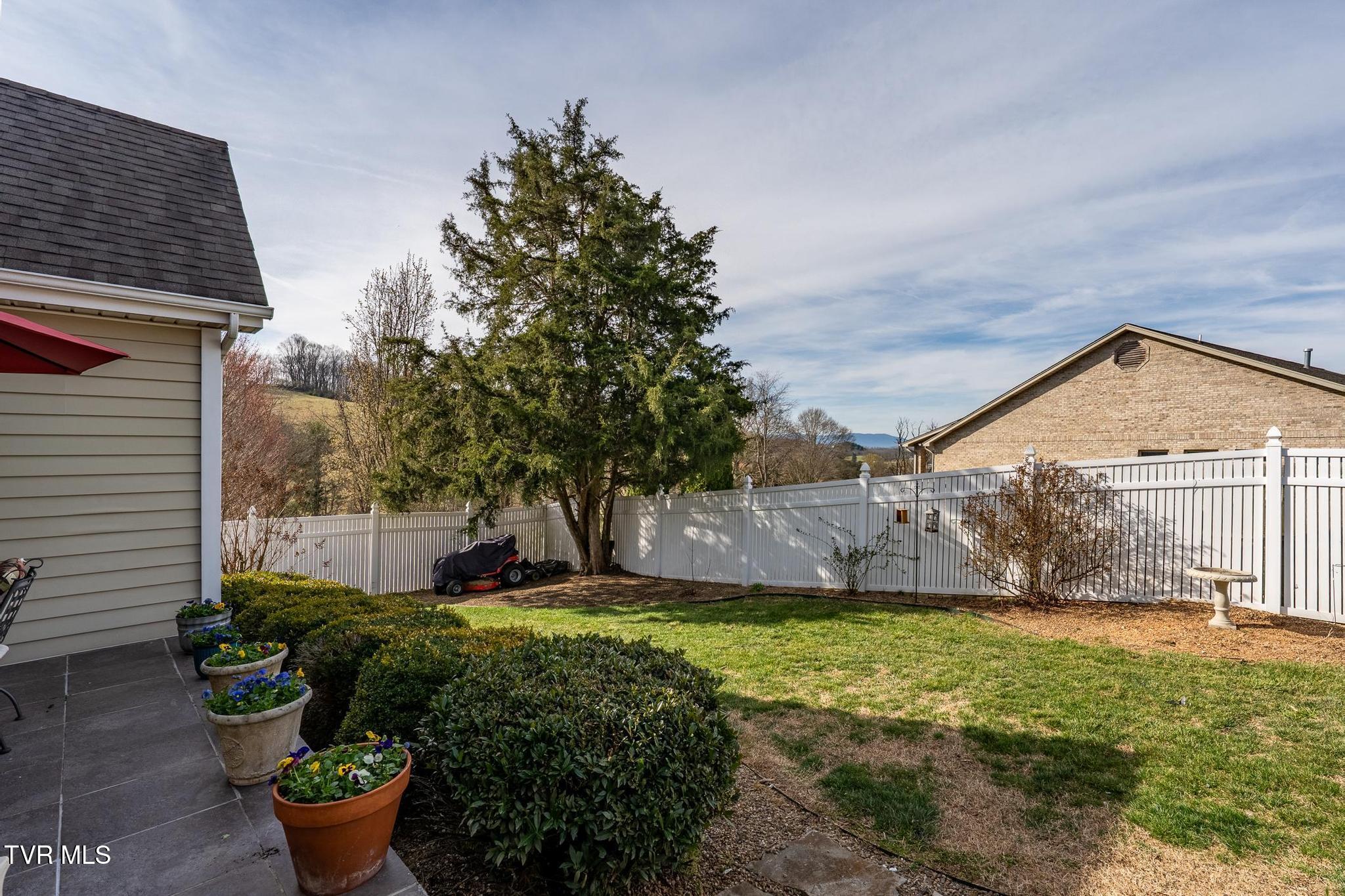20324 Josh Allen Drive Property Photo 44