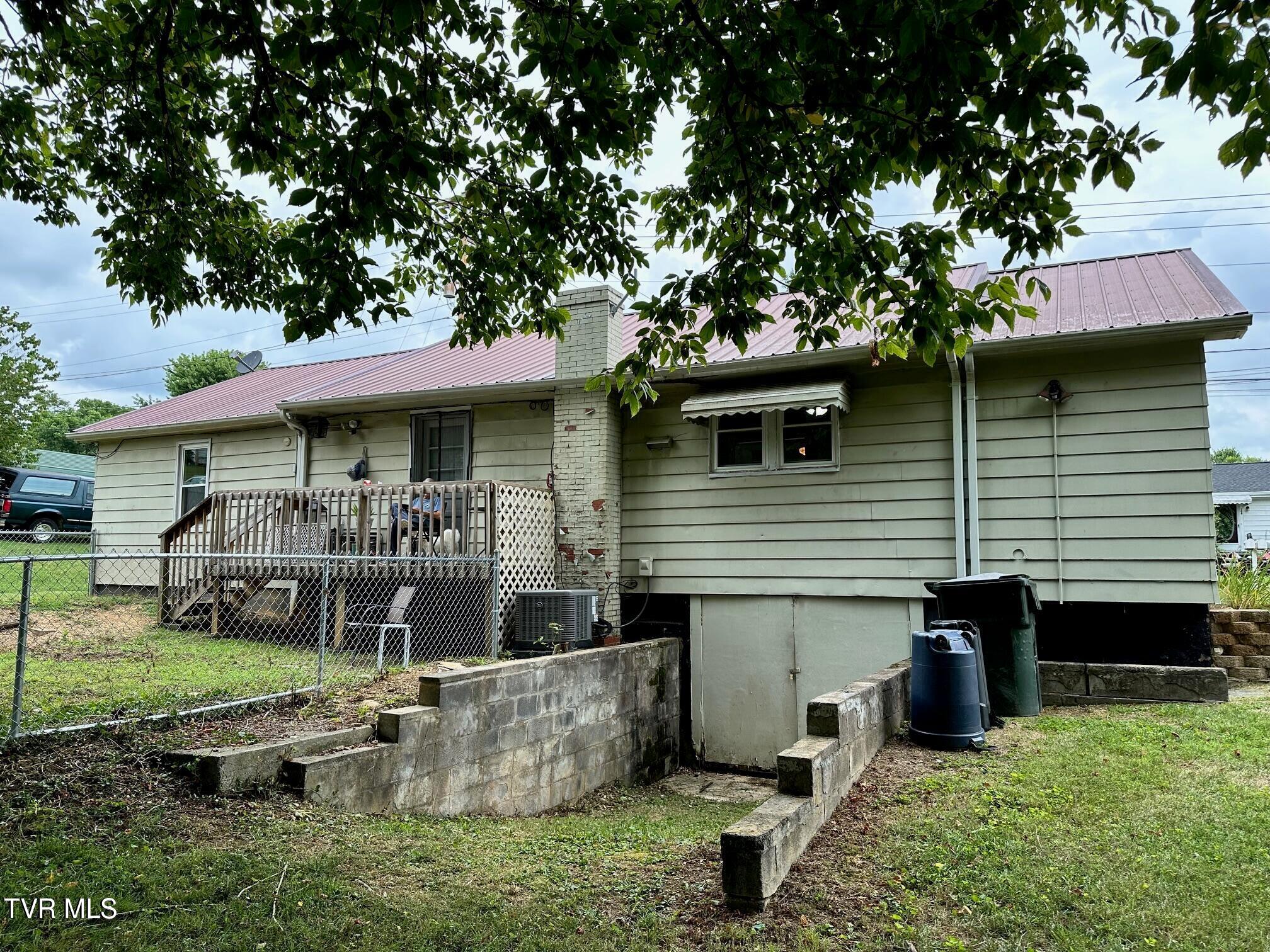 109 Chestnut Street Property Photo 5