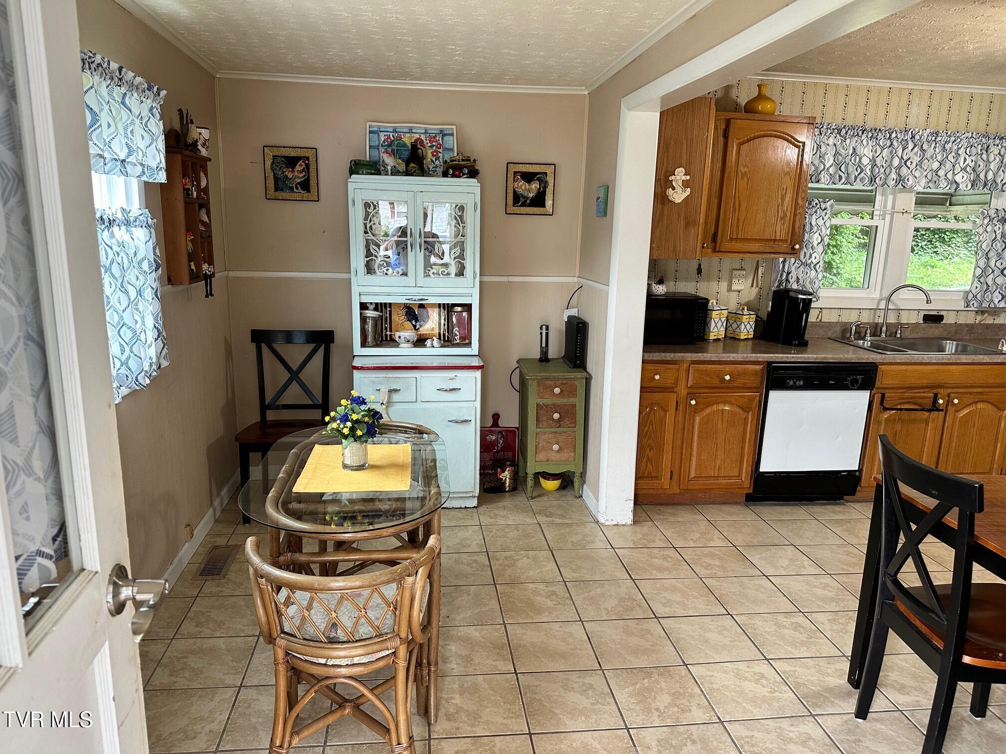 109 Chestnut Street Property Photo 7
