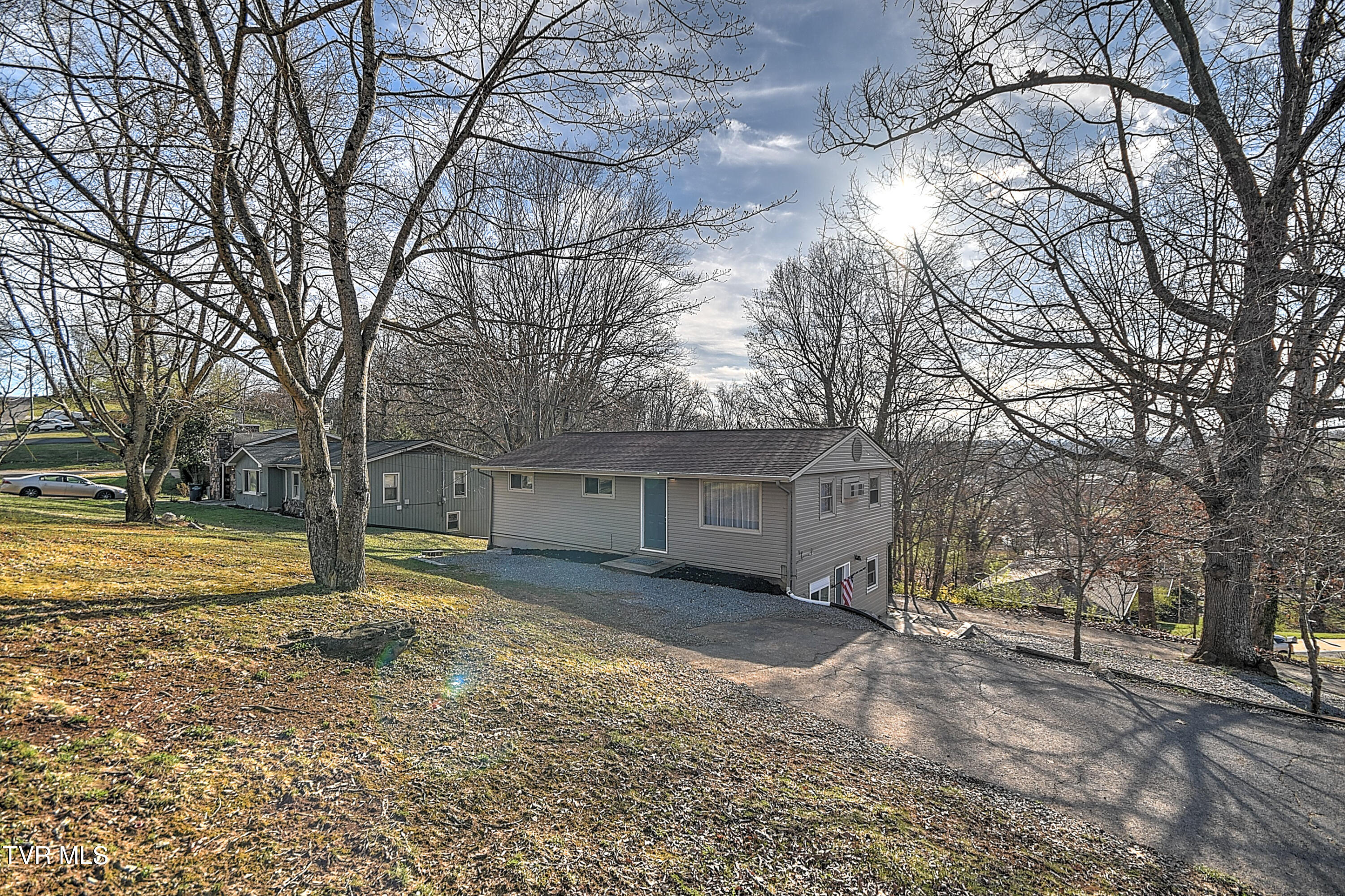 1168 Ridgecrest Avenue Property Photo