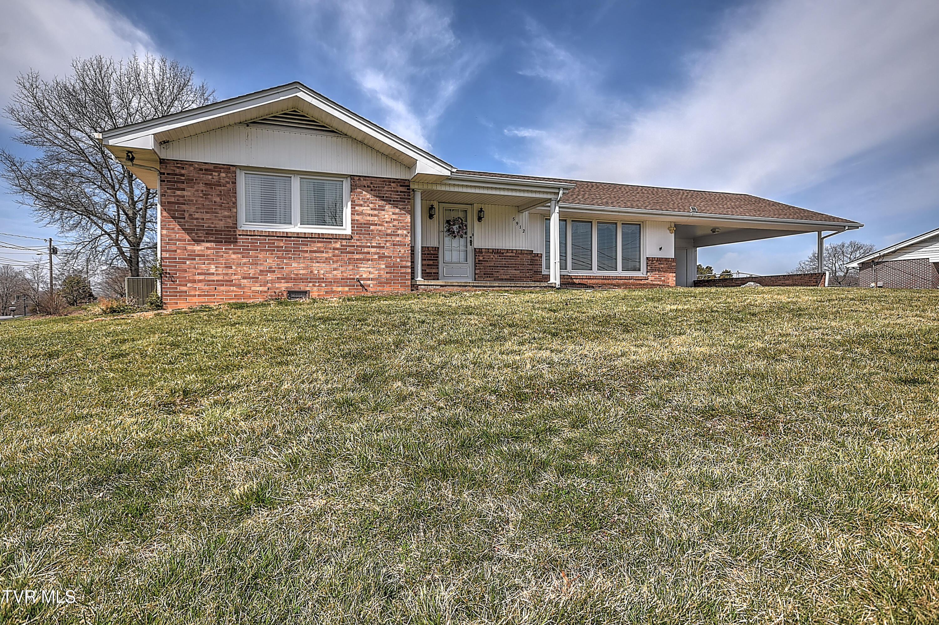 5912 Cochise Trail Property Photo 6