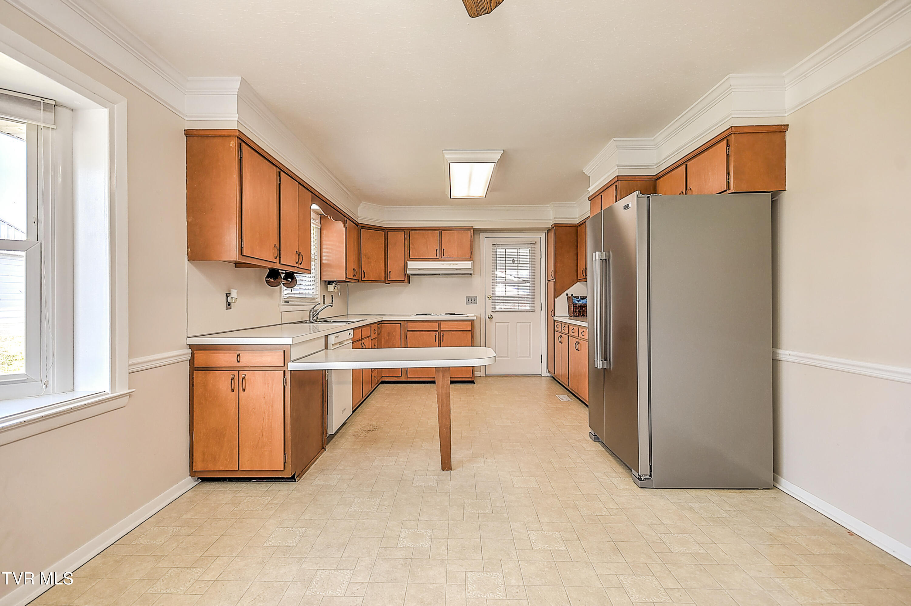 5912 Cochise Trail Property Photo 11