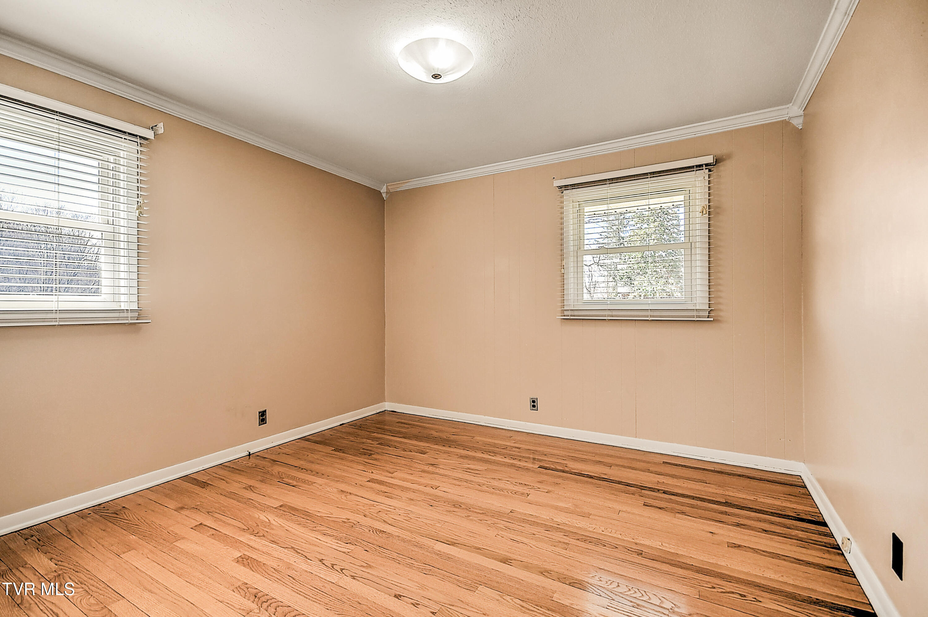 5912 Cochise Trail Property Photo 22