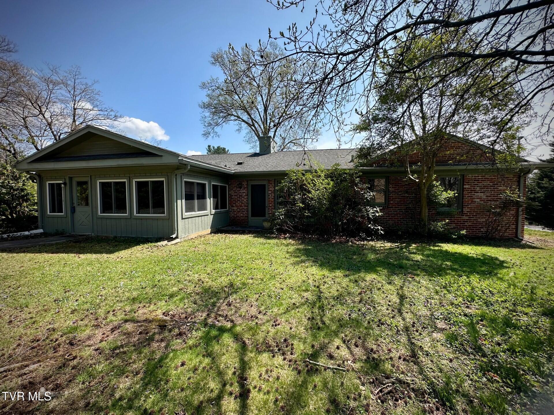 122 Meadow Road Road Property Photo 4