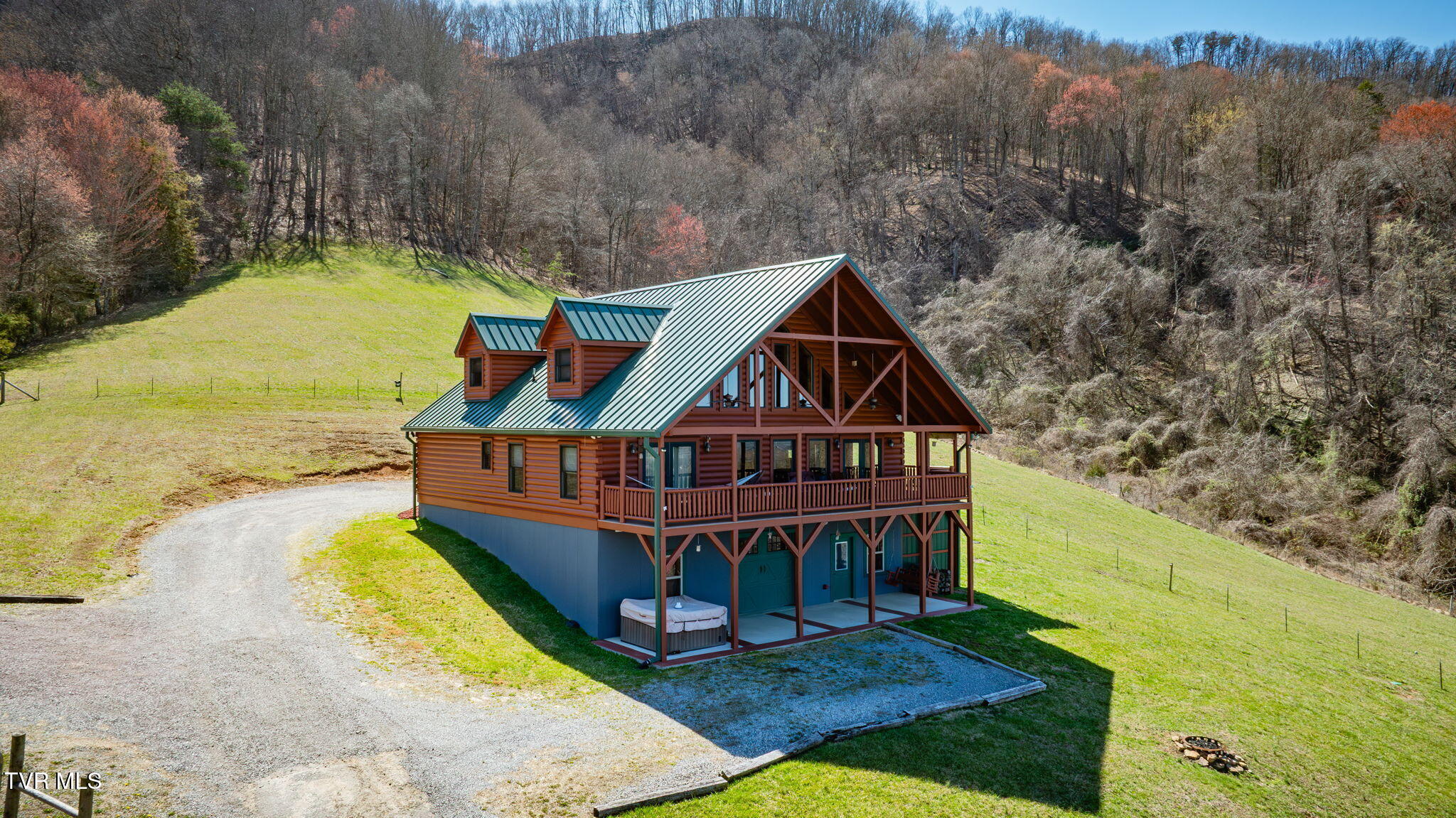 2443 Highway 131 Property Photo 2