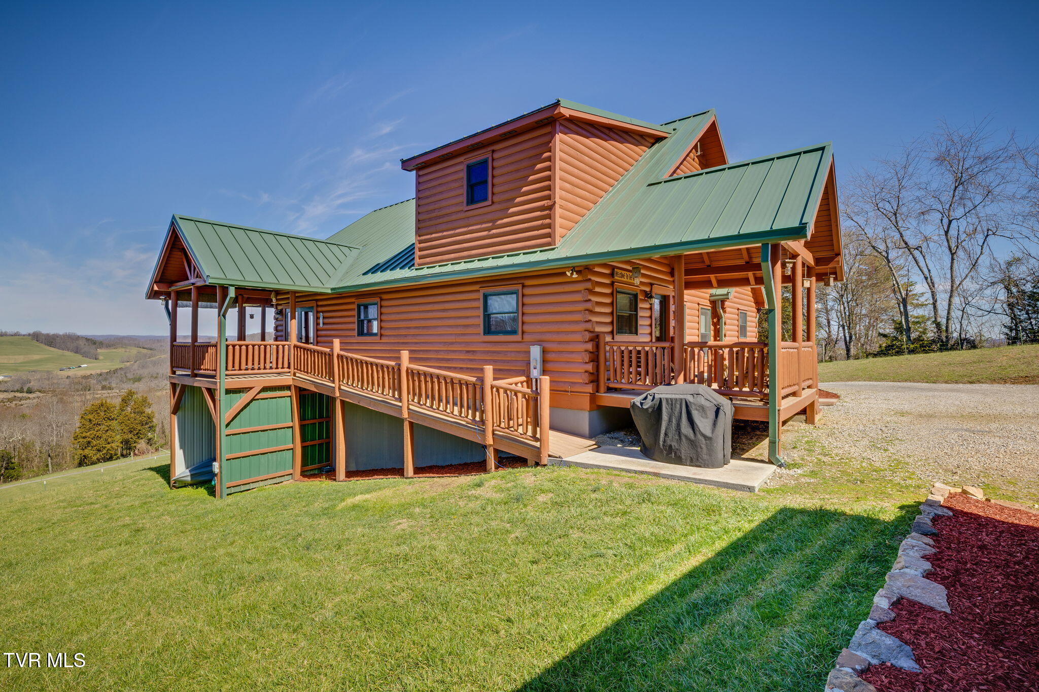 2443 Highway 131 Property Photo 6
