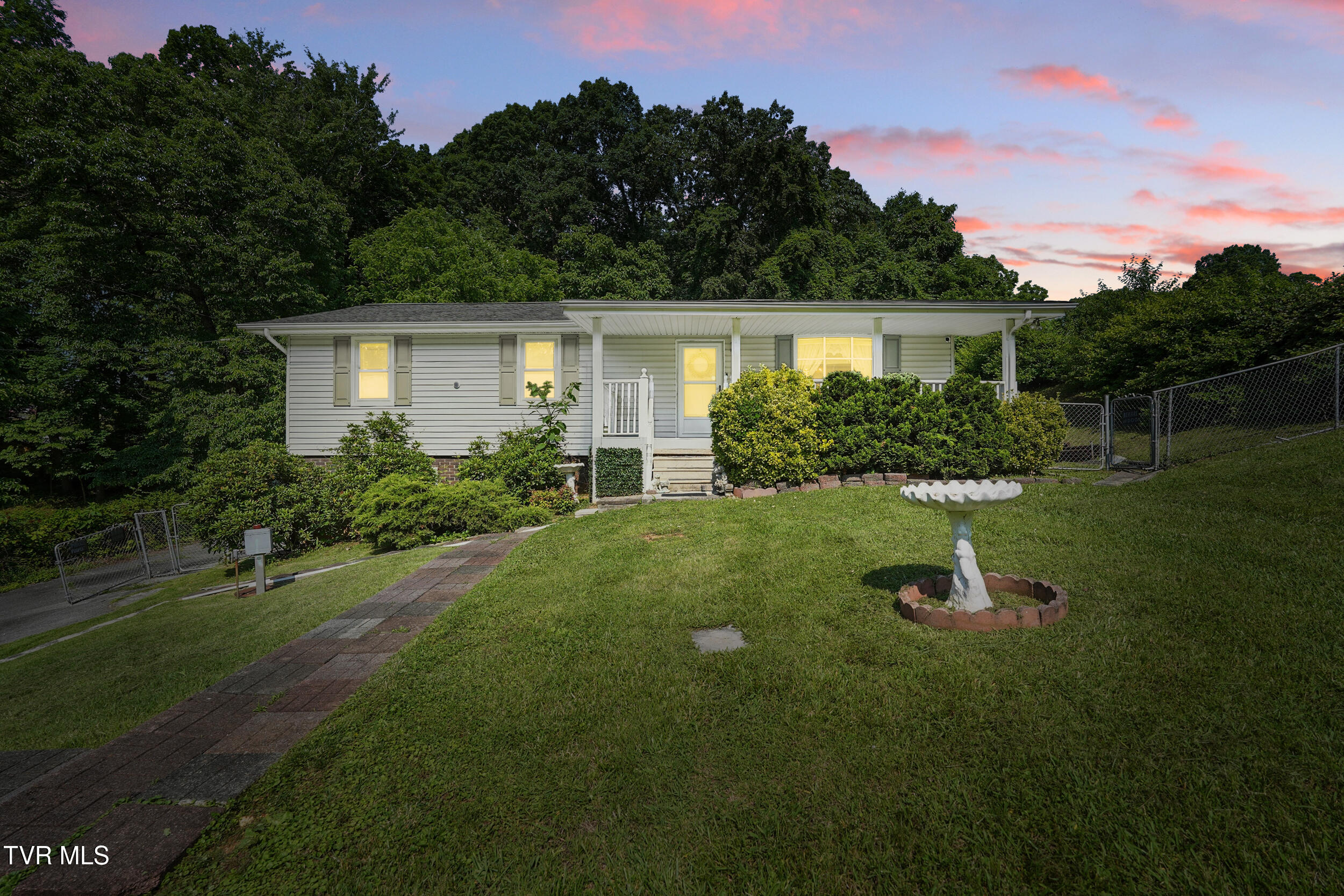 529 Hiwassee Street Property Photo 1