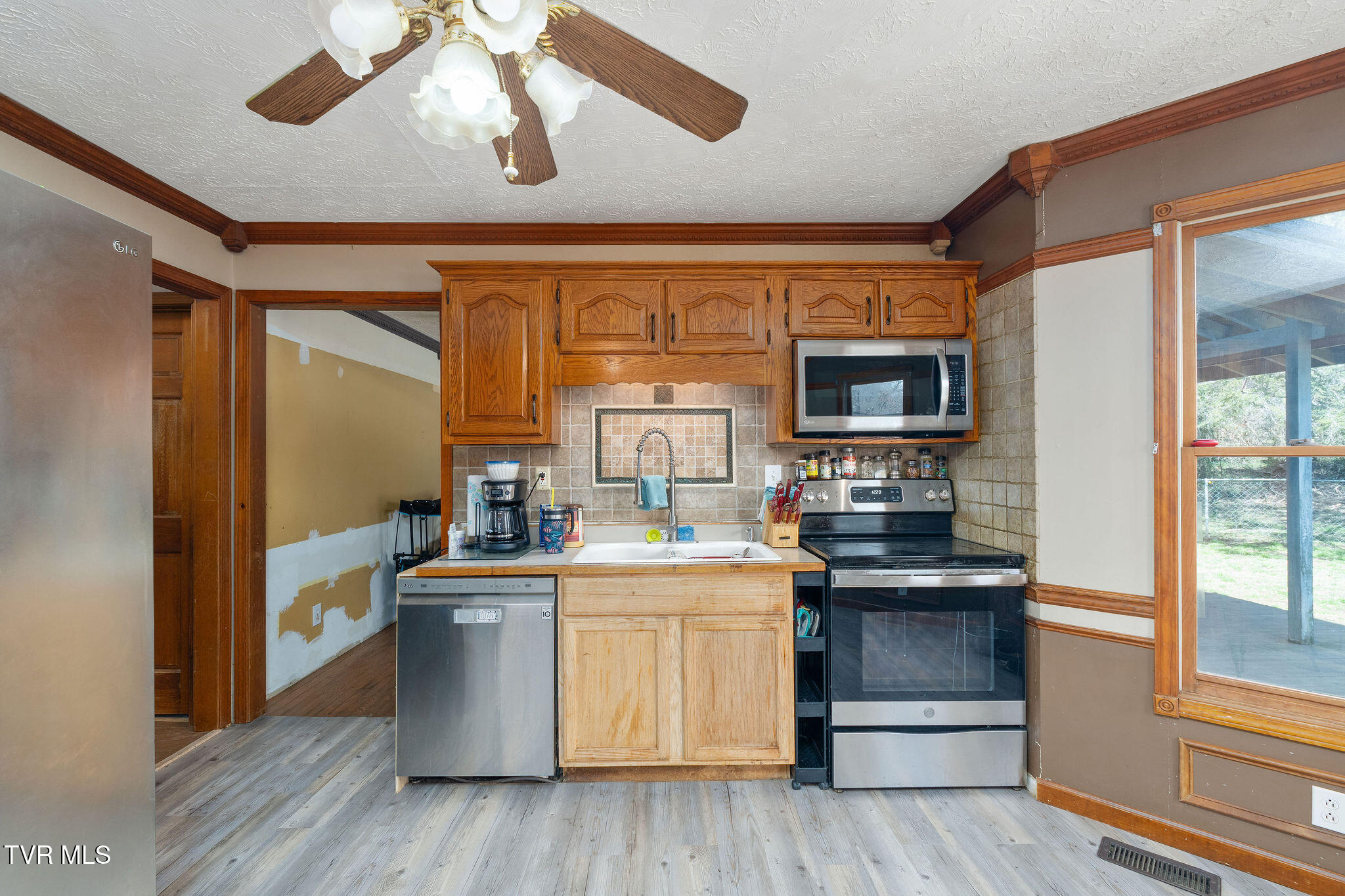 193 Lake Forest Road Property Photo 42