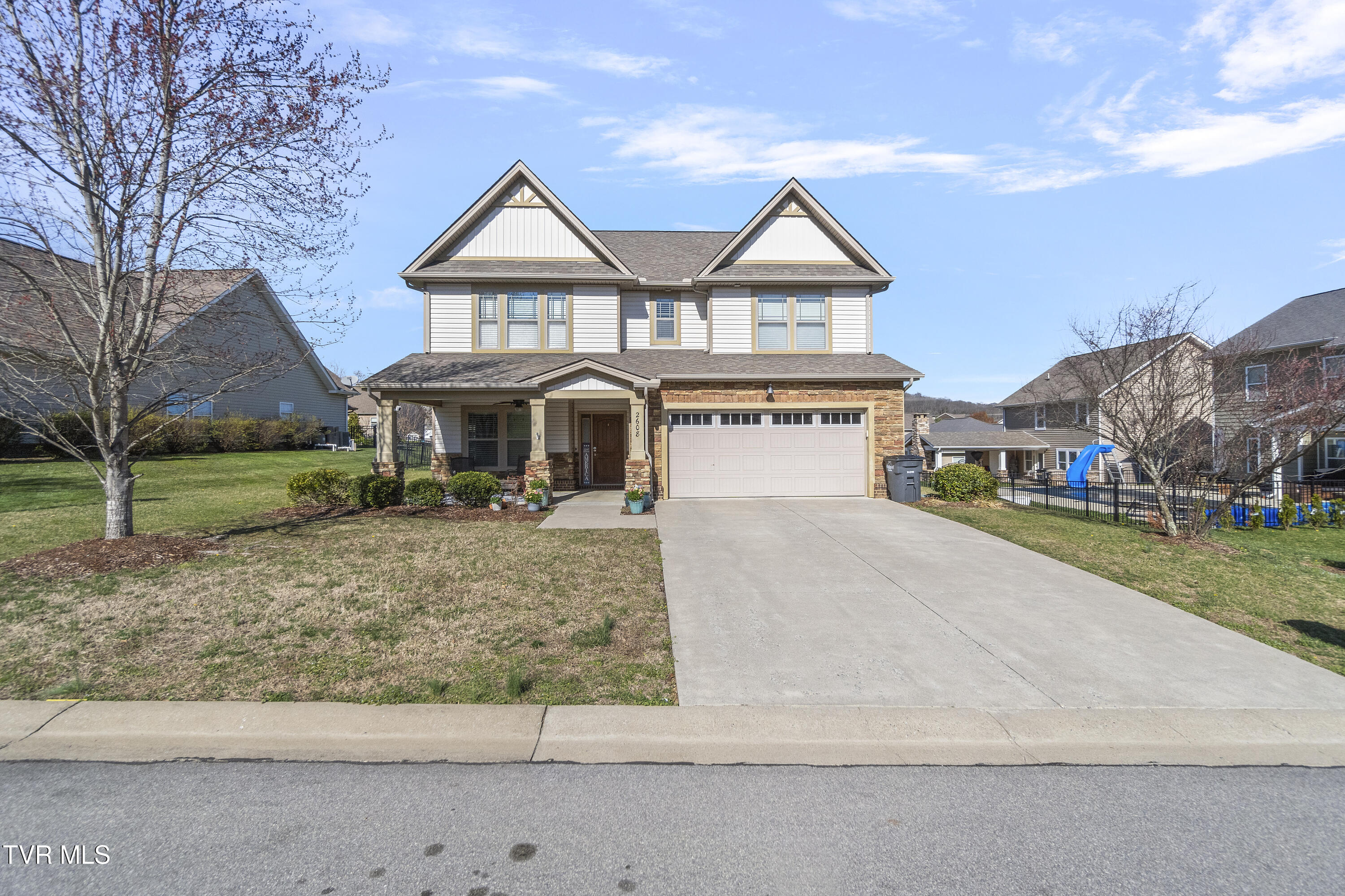 2608 Bridgeforth Crossing Property Photo