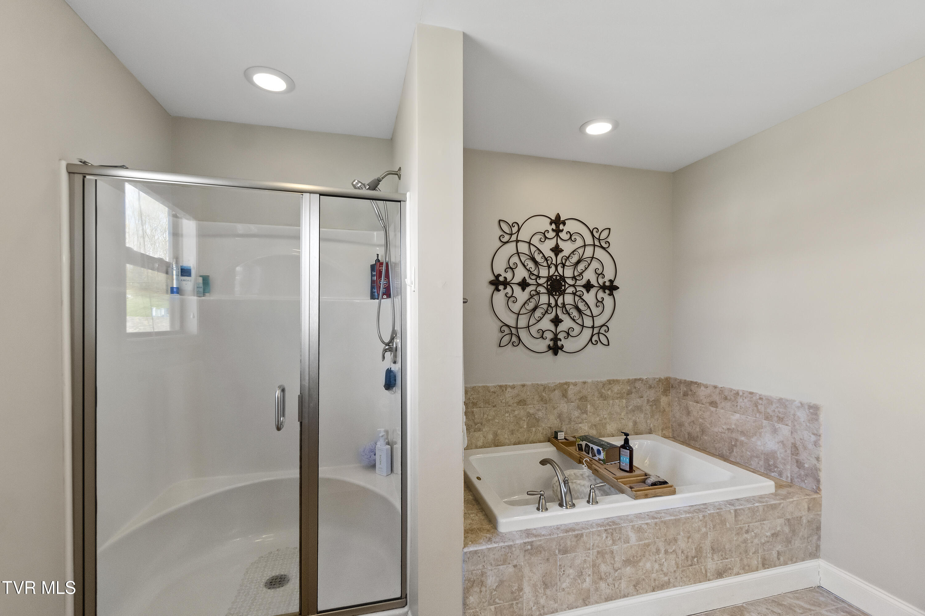 2608 Bridgeforth Crossing Property Photo 35