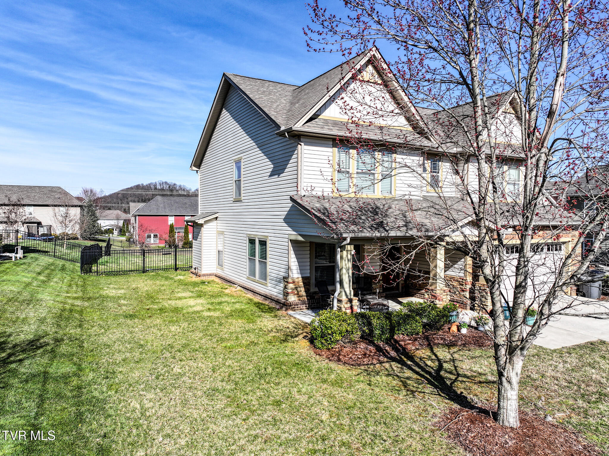2608 Bridgeforth Crossing Property Photo 49