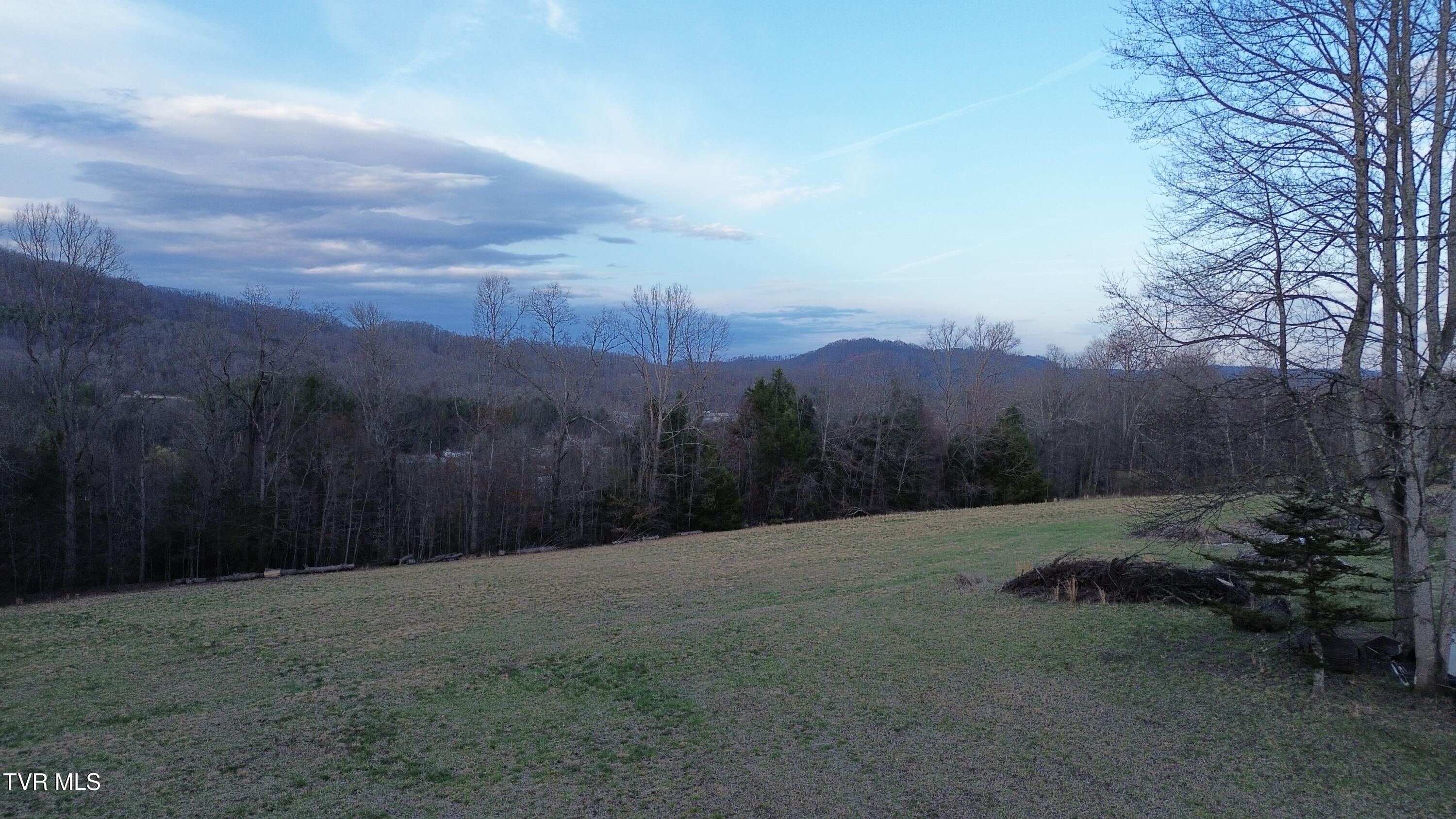 11309 Thrasher Lane Property Photo 7