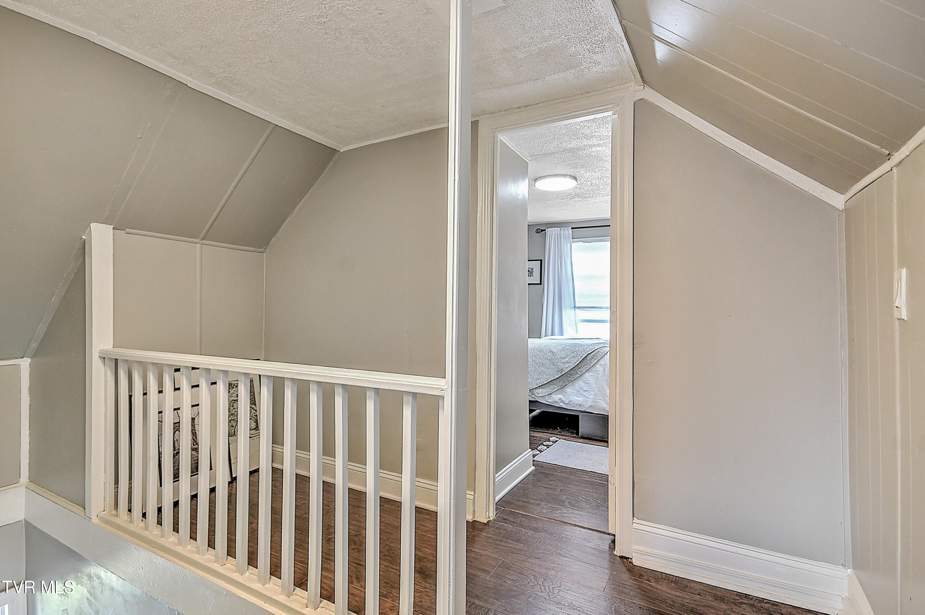 1600 Norway Street Property Photo 27