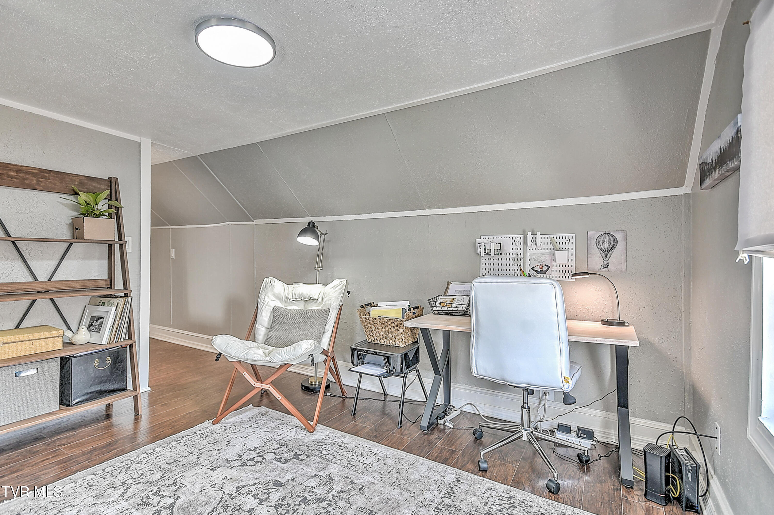 1600 Norway Street Property Photo 32