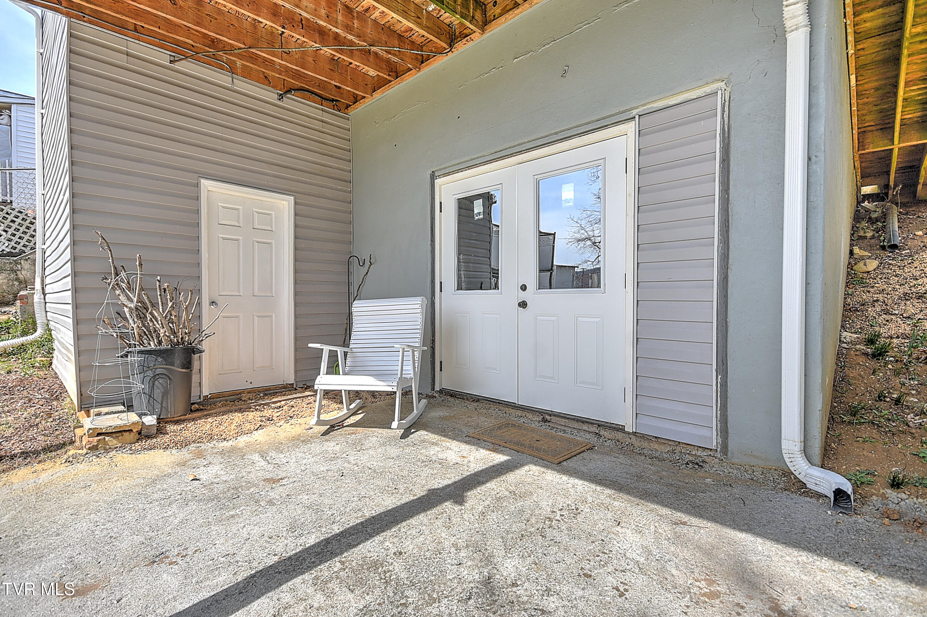 1600 Norway Street Property Photo 43