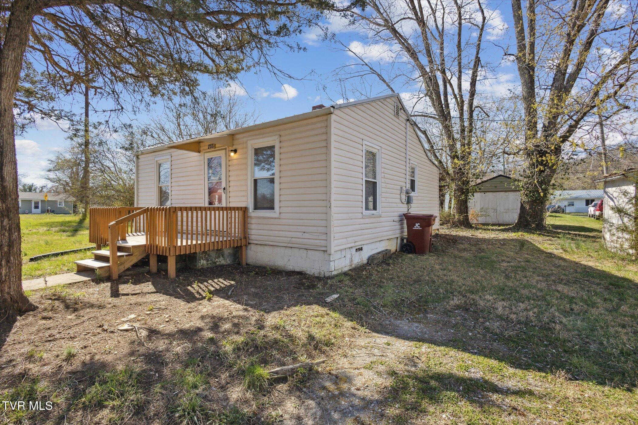 2507 Fulton Drive Property Photo 4