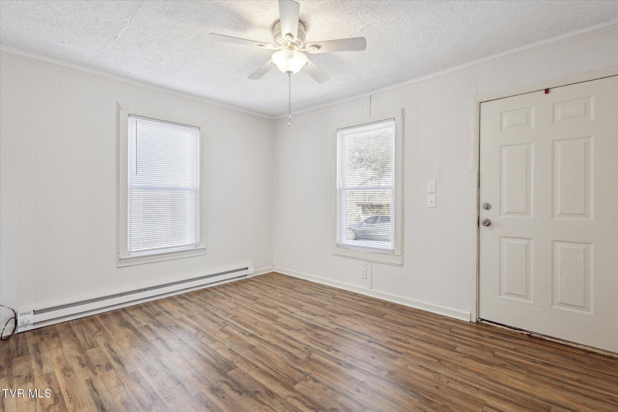 2507 Fulton Drive Property Photo 5