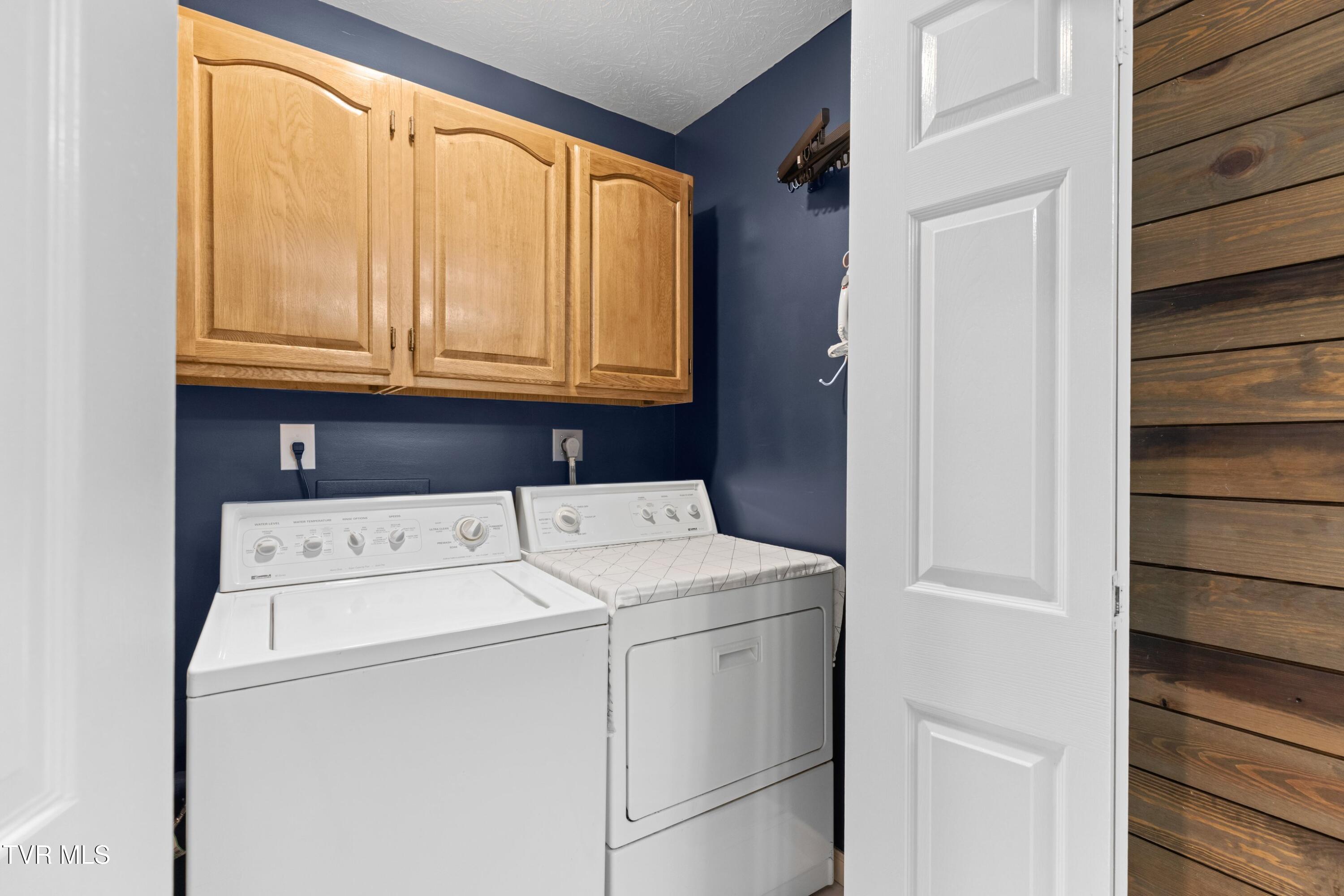 3815 High Oak Drive Property Photo 14