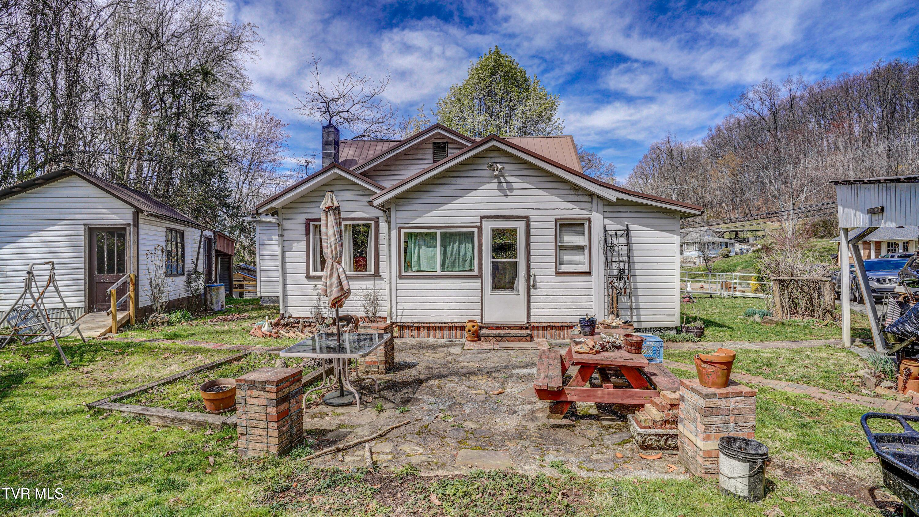 260 Gravely Road Property Photo 4