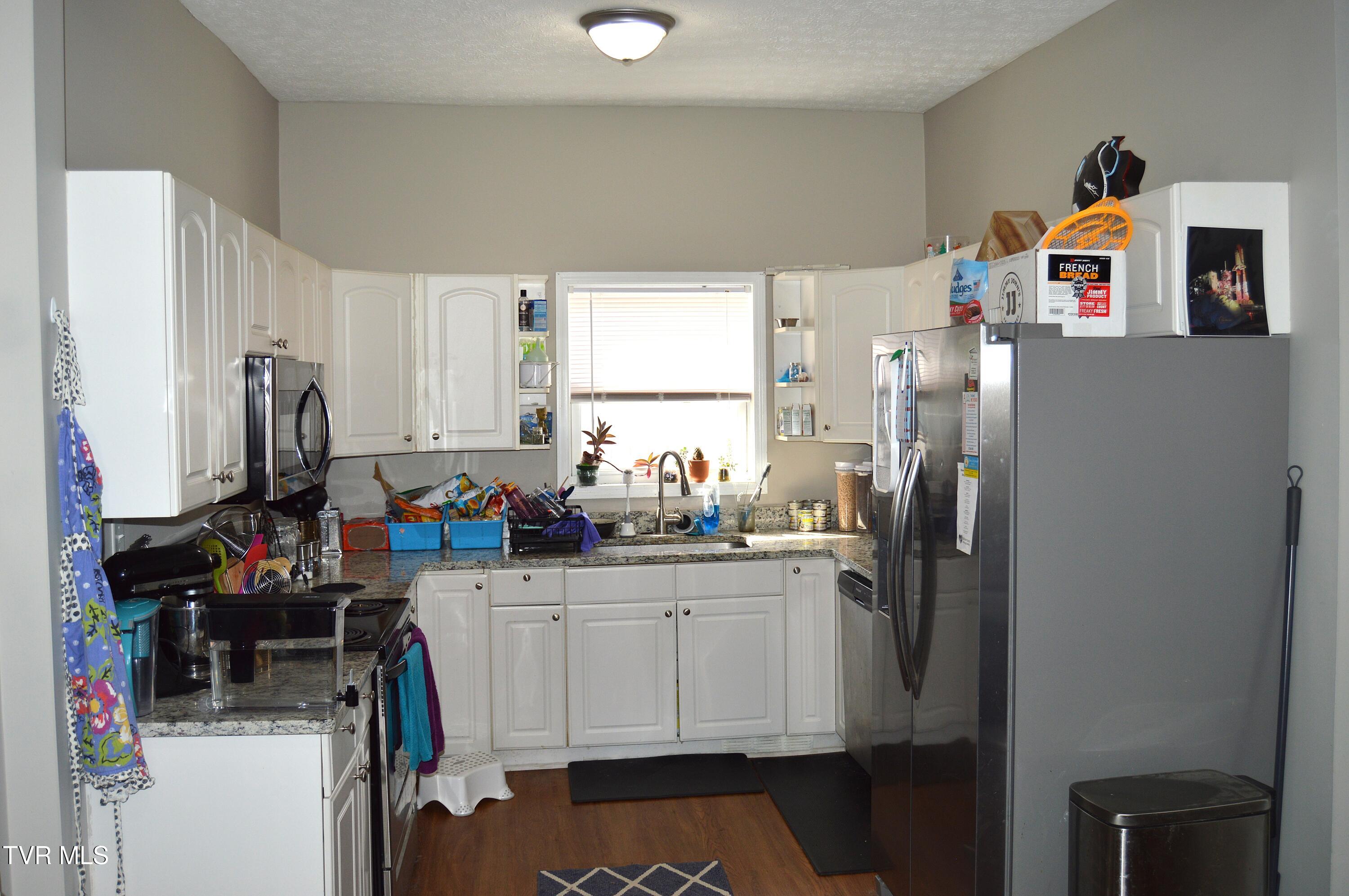 142 West Wanola Avenue Property Photo 2