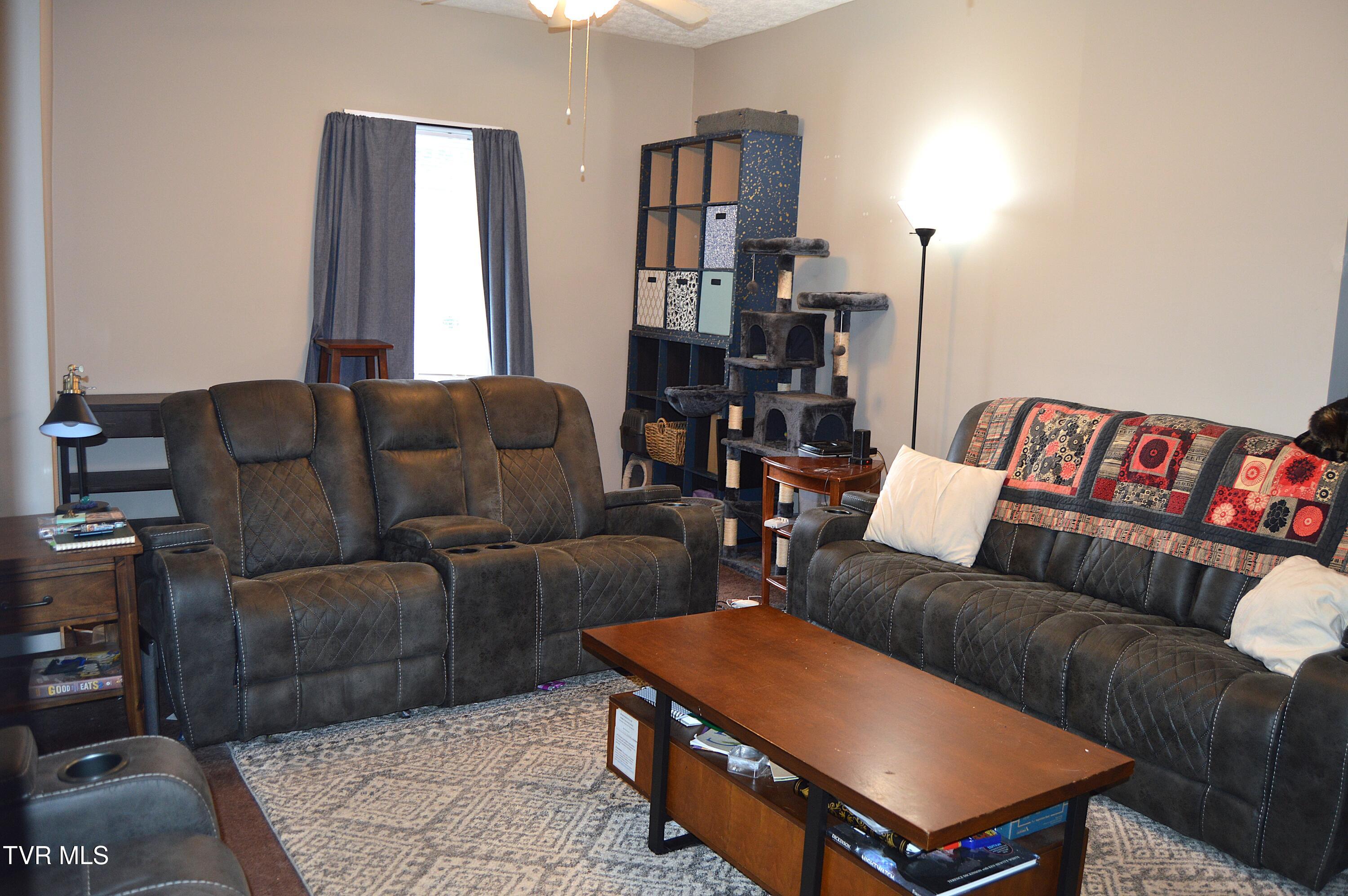 142 West Wanola Avenue Property Photo 7