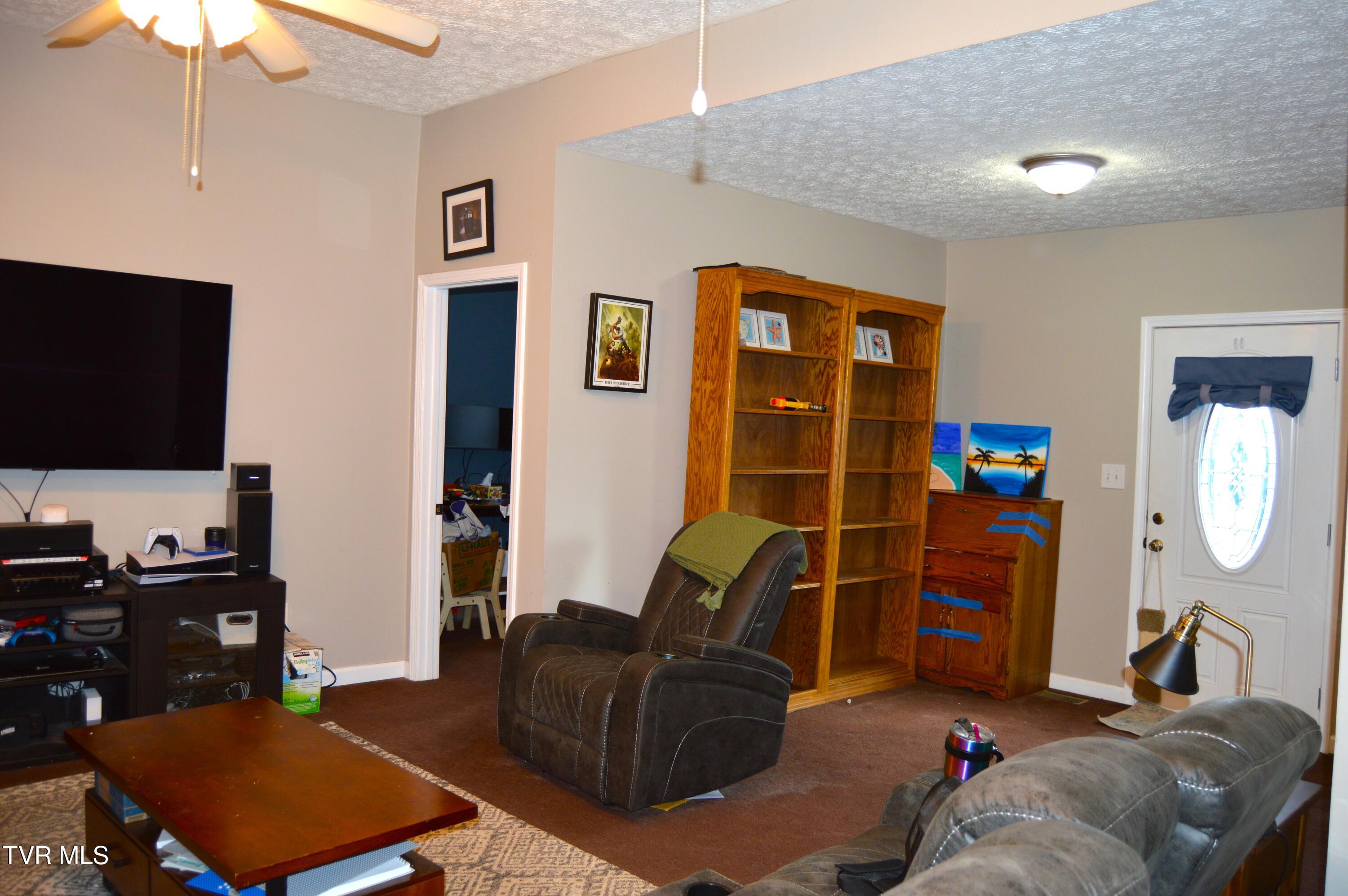 142 West Wanola Avenue Property Photo 8