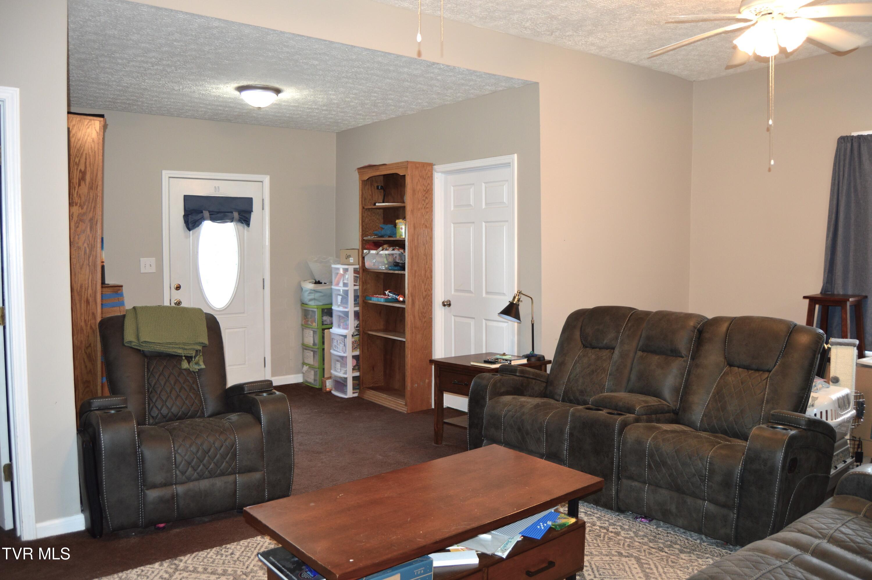 142 West Wanola Avenue Property Photo 9