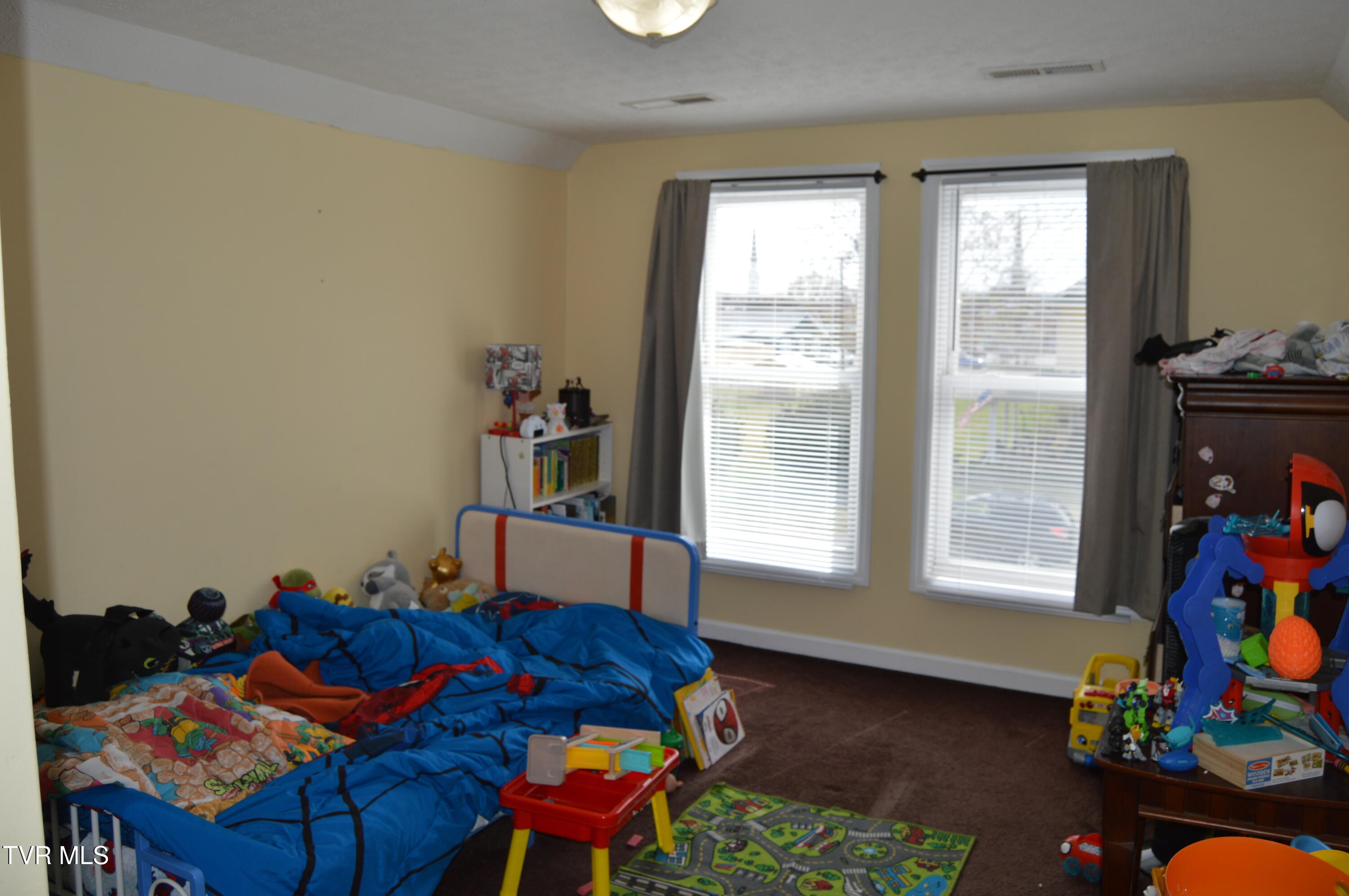 142 West Wanola Avenue Property Photo 16