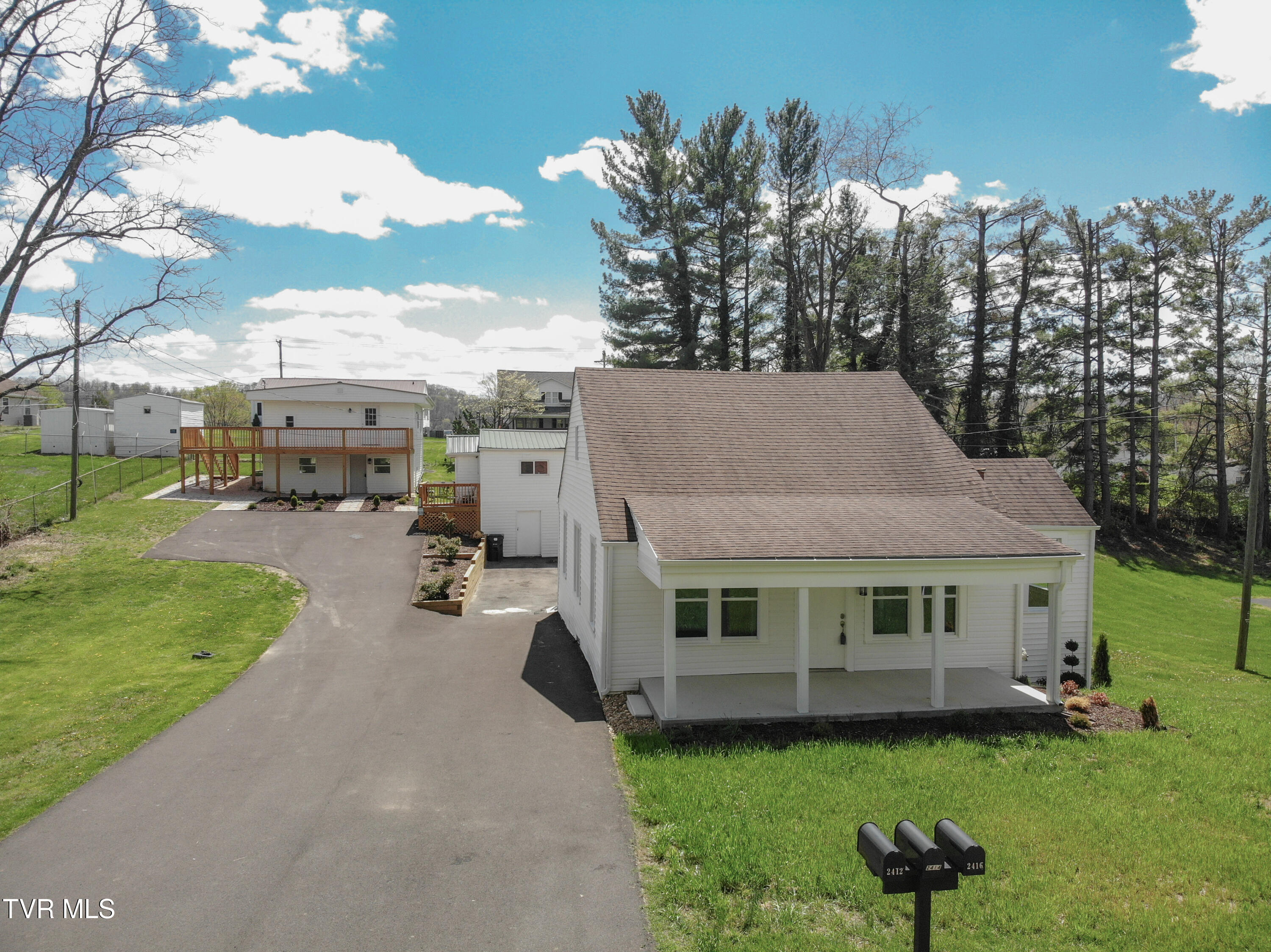 2416 Bradley Street Property Photo