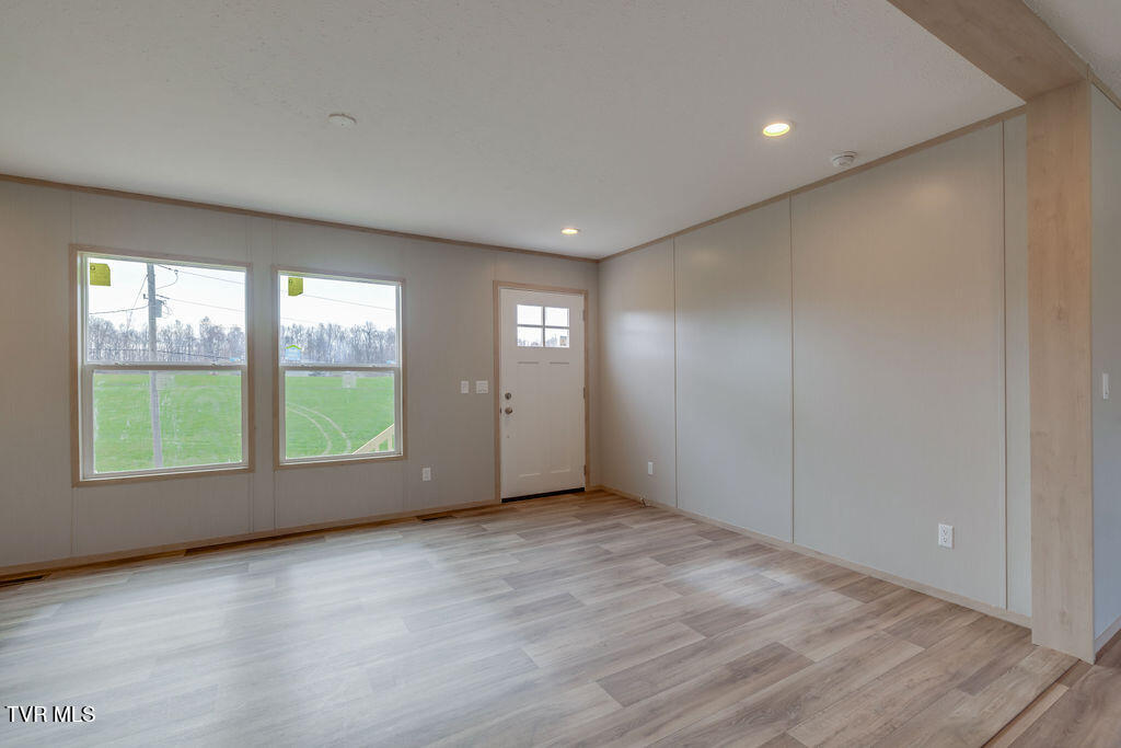 2135 Milburnton Road Property Photo 6