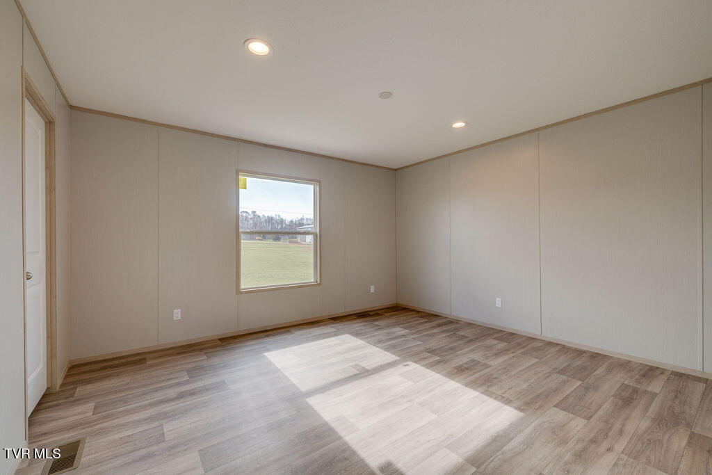 2135 Milburnton Road Property Photo 14