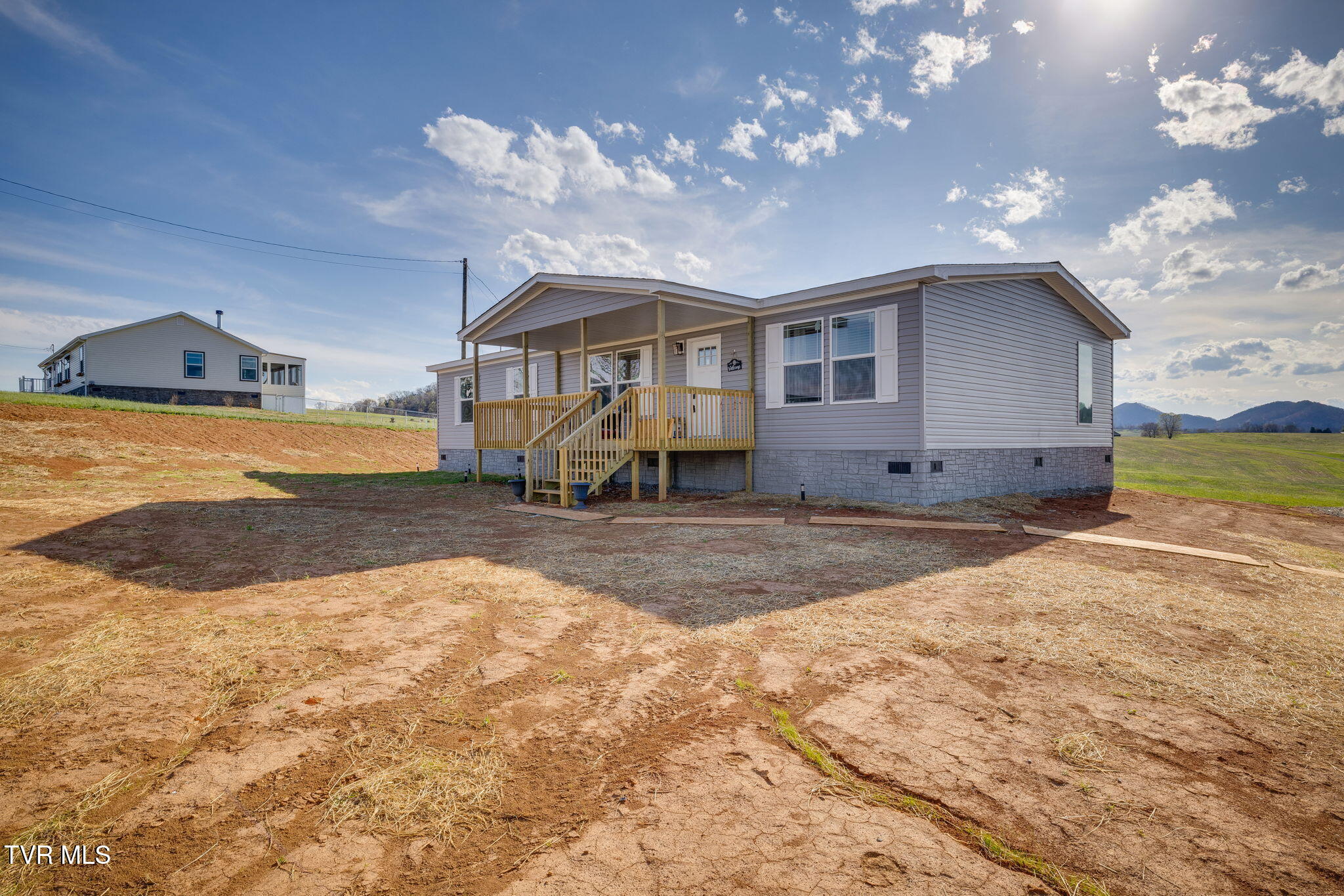 351 Meadowview Road Property Photo 2