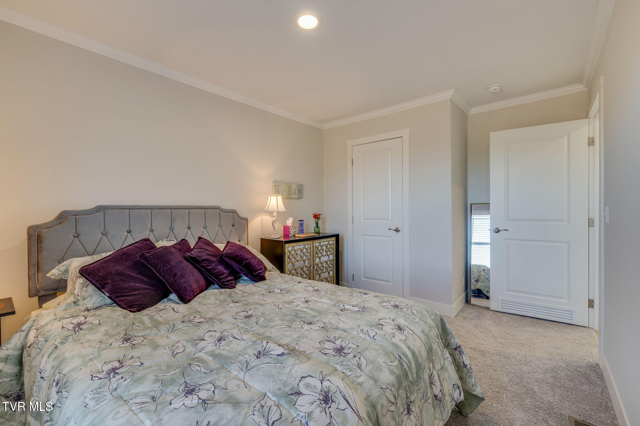 351 Meadowview Road Property Photo 23