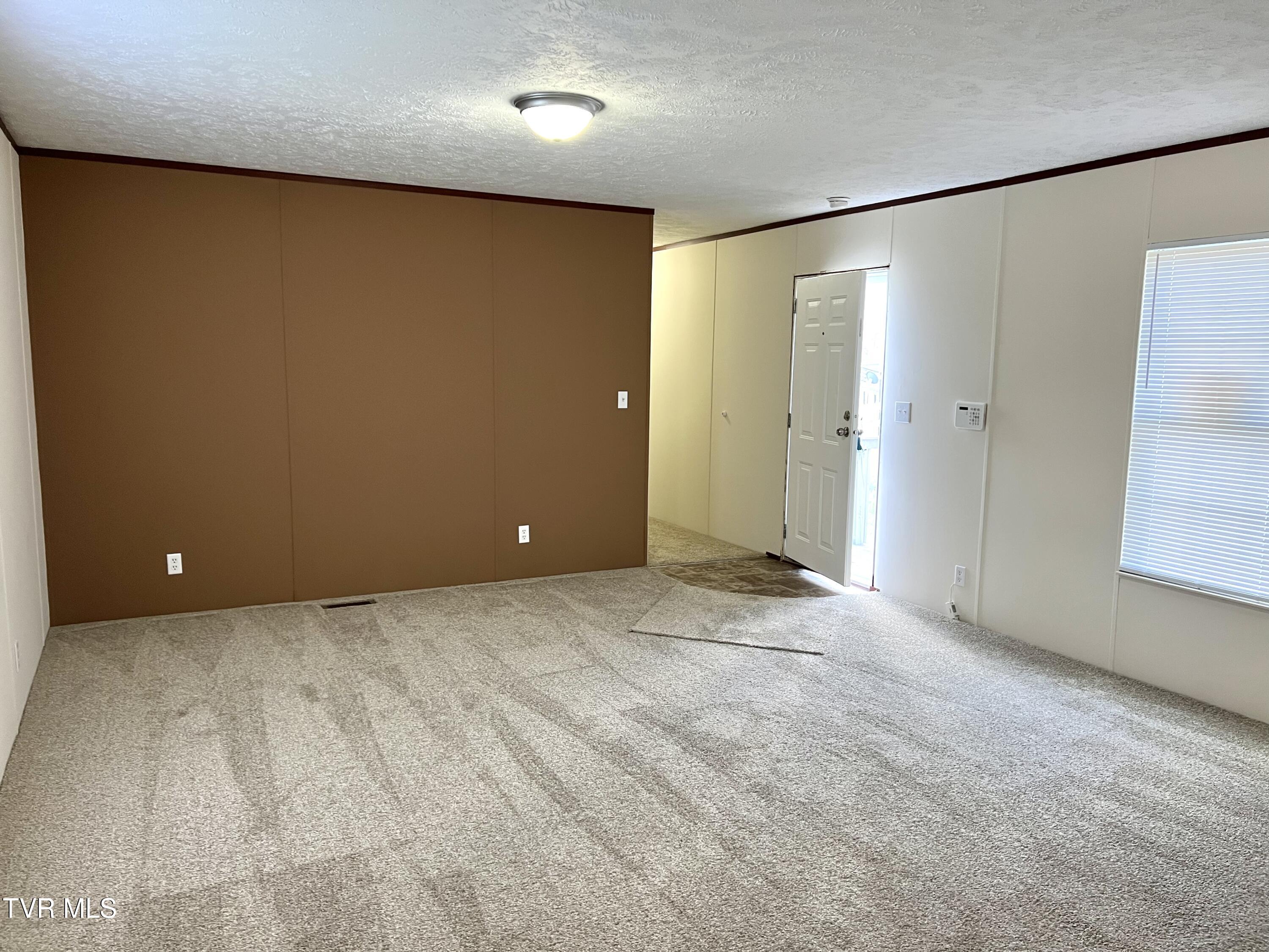 13 Woods Road Property Photo 7