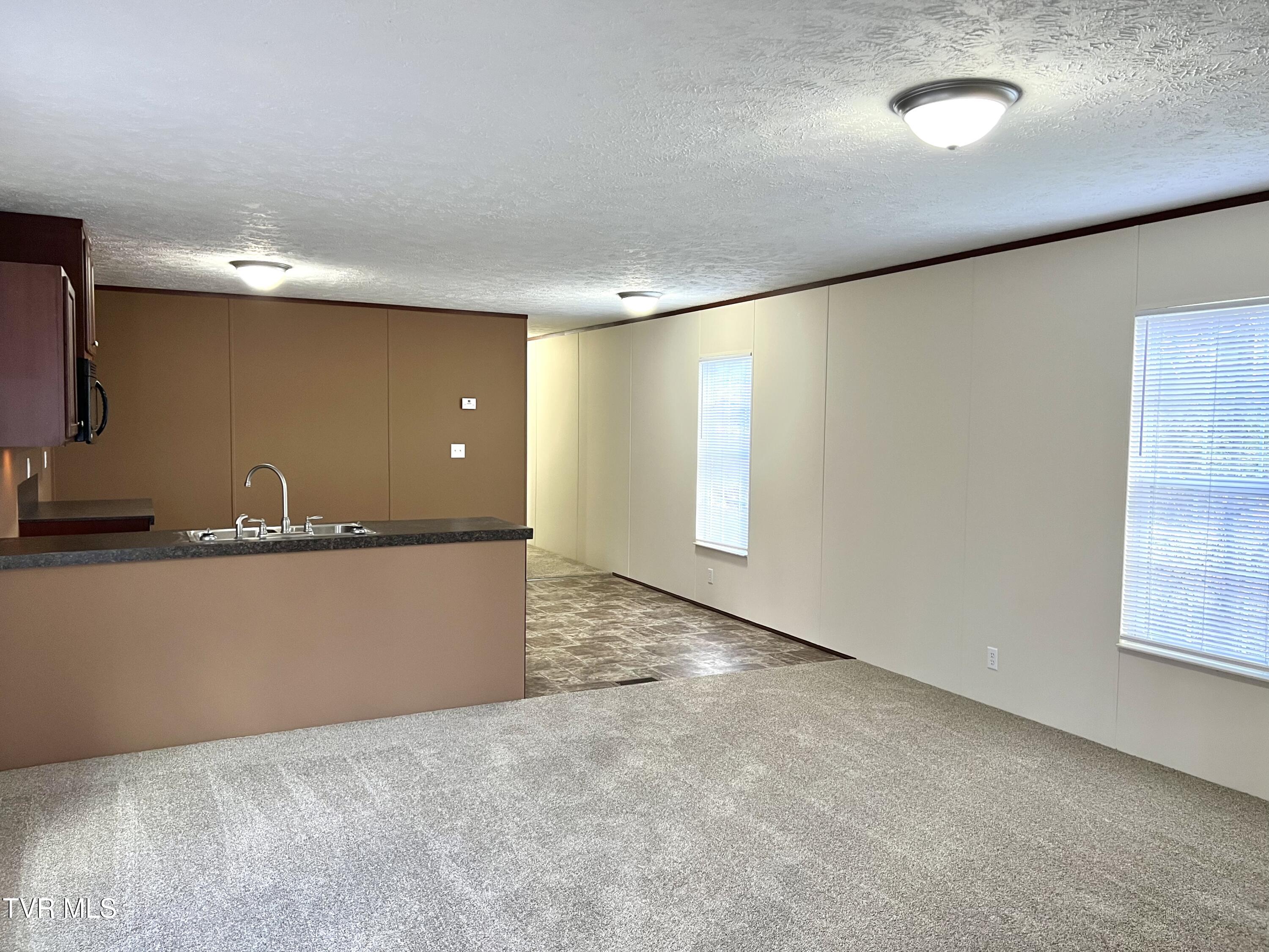 13 Woods Road Property Photo 8