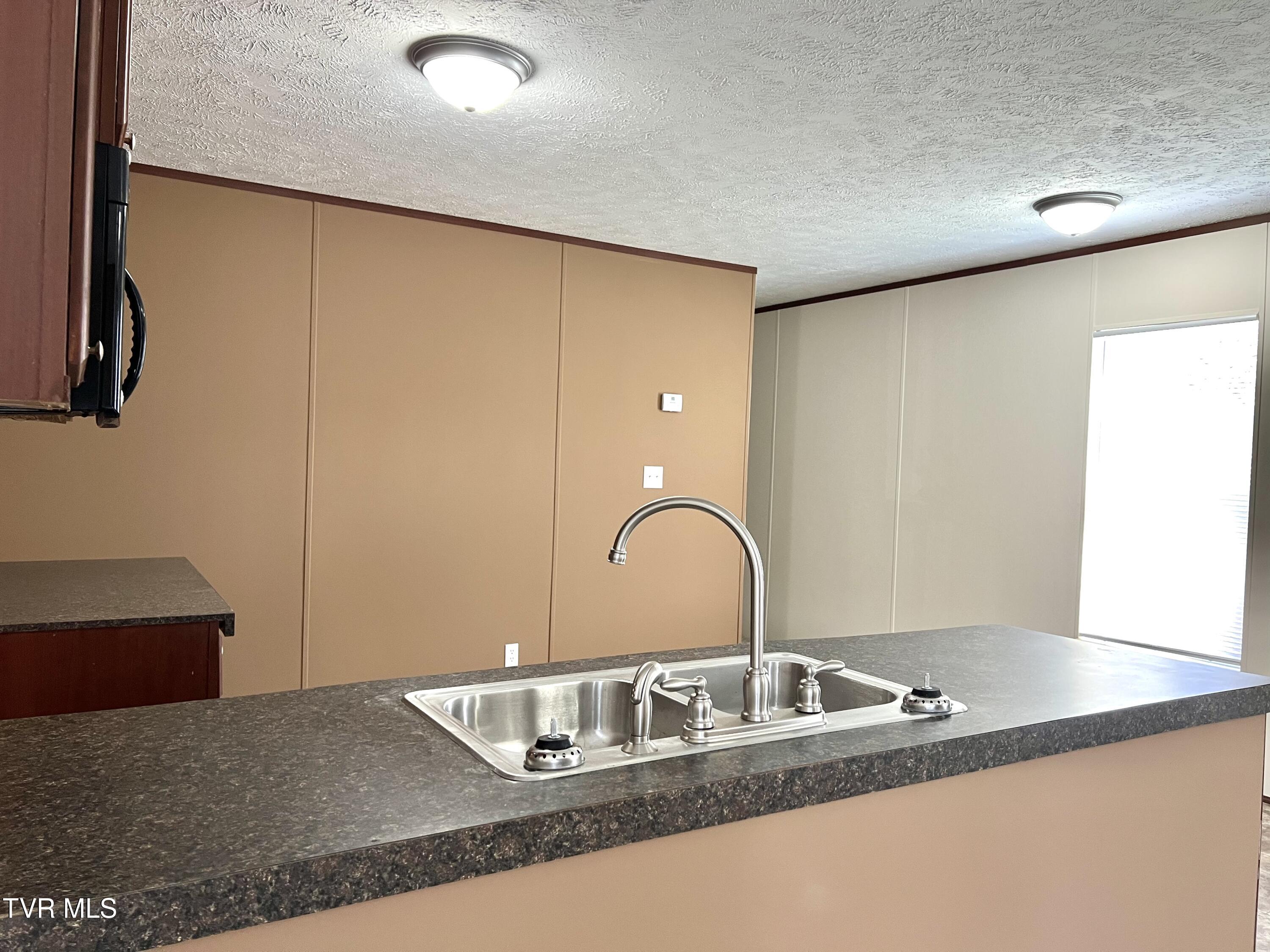 13 Woods Road Property Photo 11