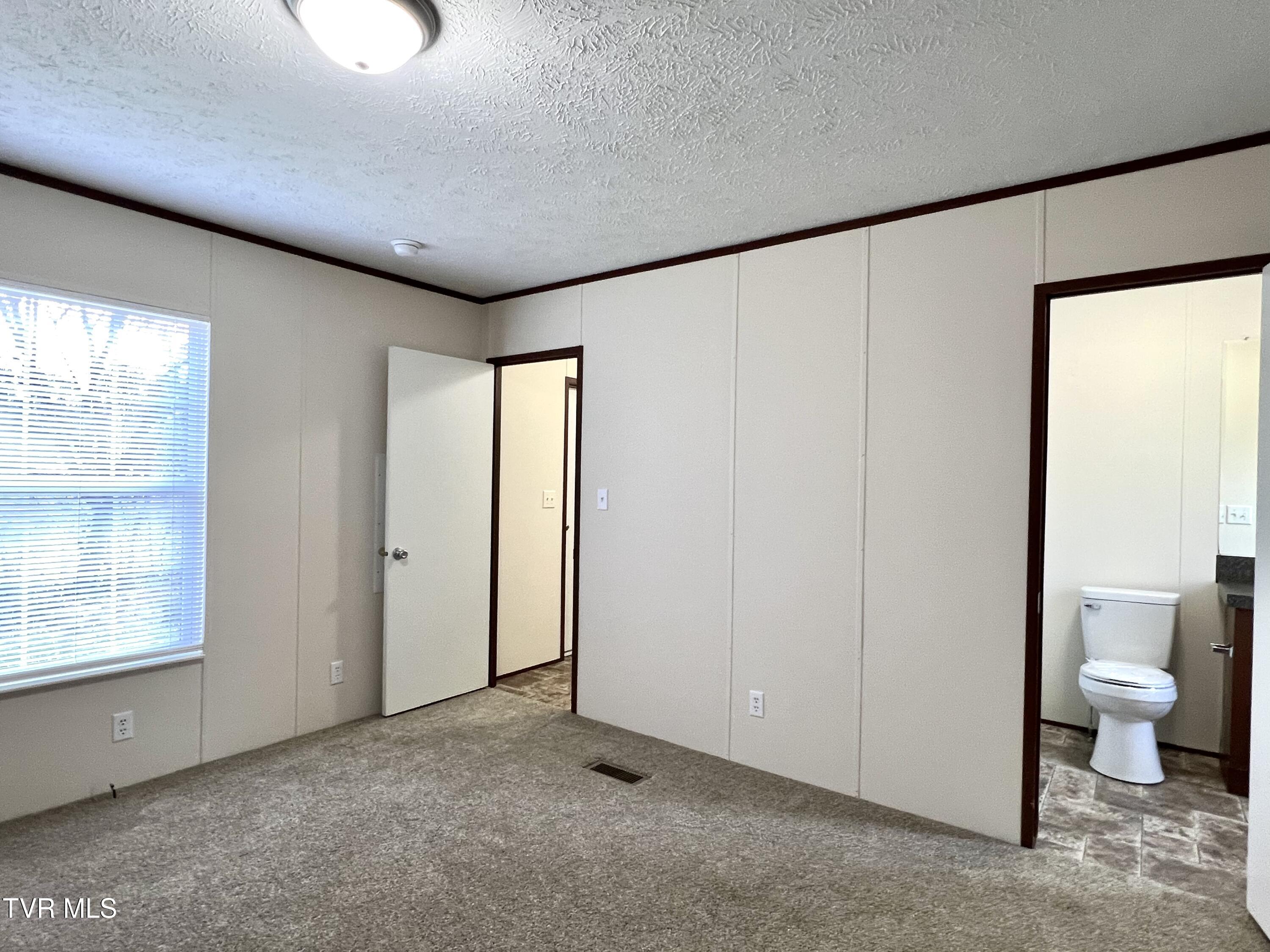 13 Woods Road Property Photo 12