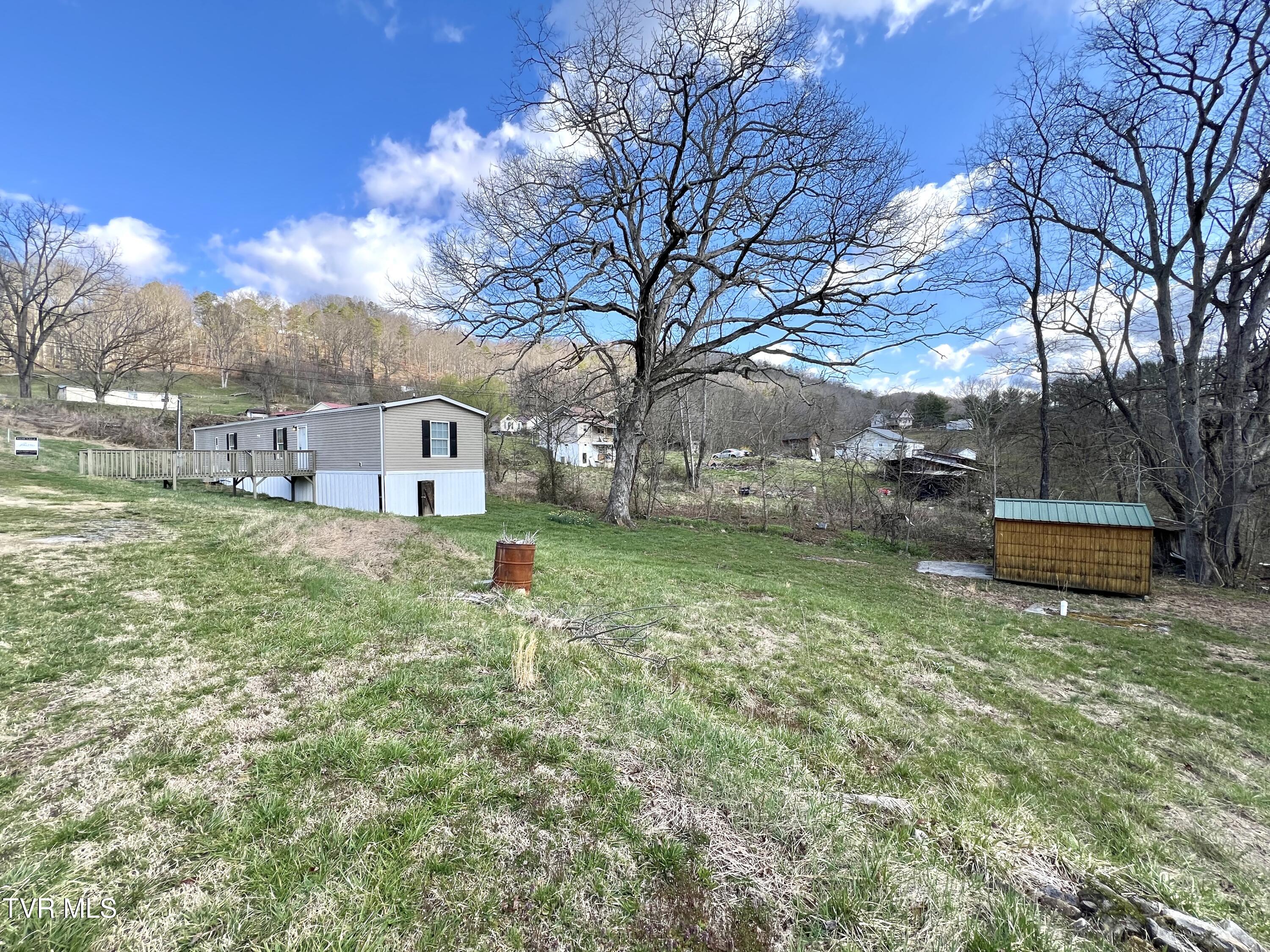 13 Woods Road Property Photo 15