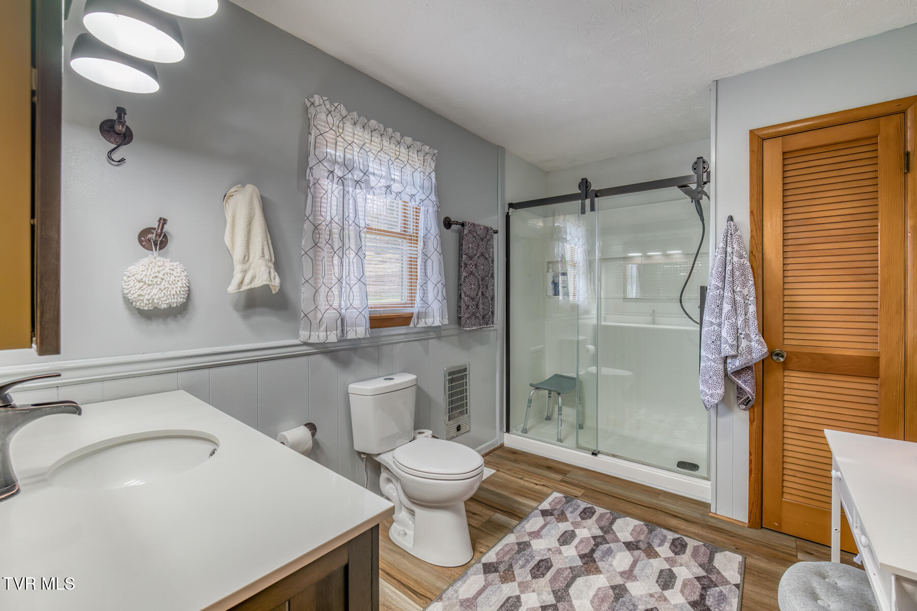 1250 J Shoun Road Property Photo 17